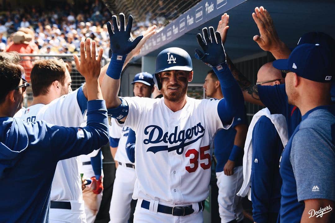 Los Angeles Dodgersさんのインスタグラム写真 - (Los Angeles DodgersInstagram)「‪Only confirming what we already knew.‬ ‪ ‬ ‪Congratulations to @cody_bellinger on being named the NL Player of the Week!‬」4月9日 3時42分 - dodgers