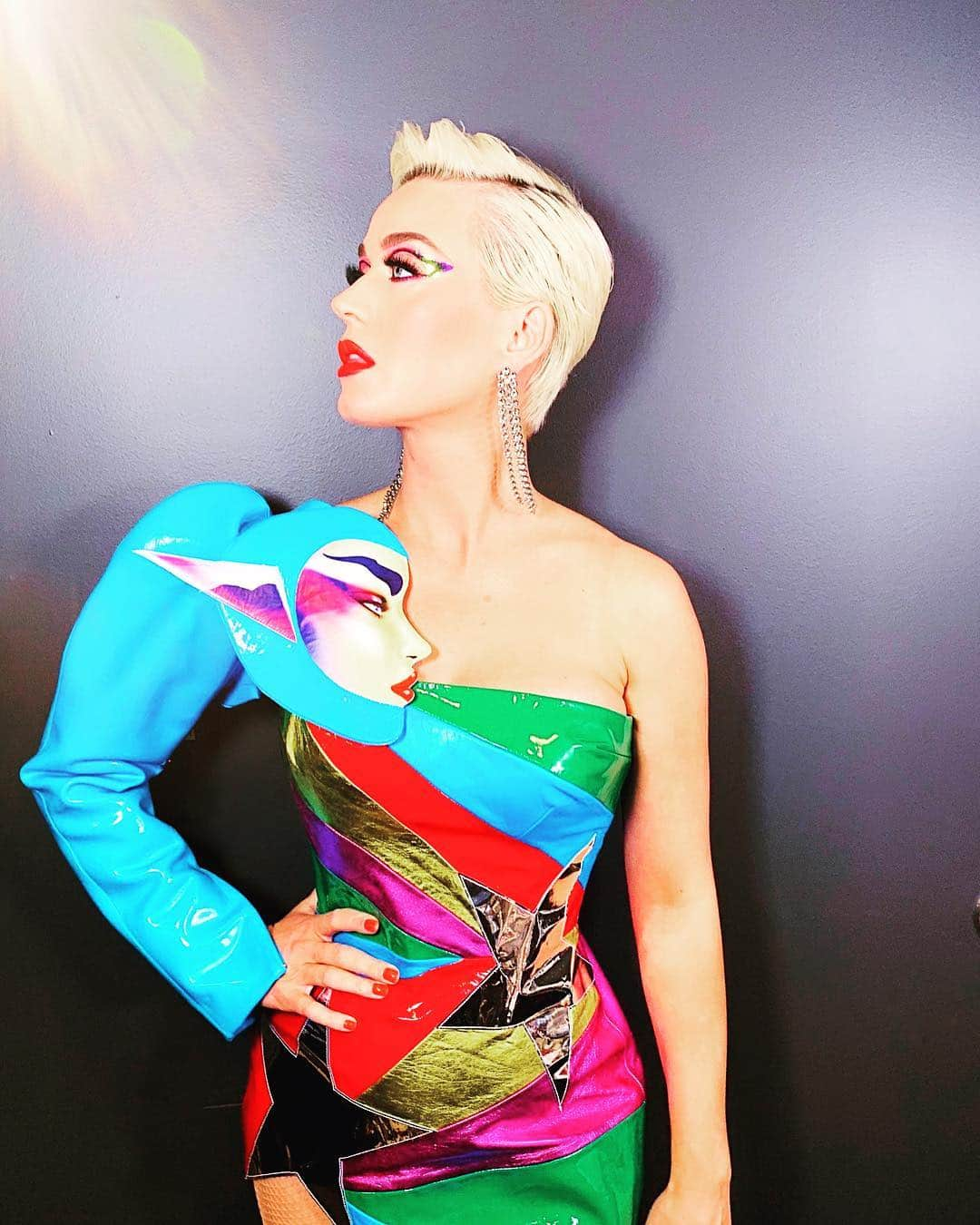 ケイティ・ペリーさんのインスタグラム写真 - (ケイティ・ペリーInstagram)「✨Indigo child✨」4月9日 4時58分 - katyperry