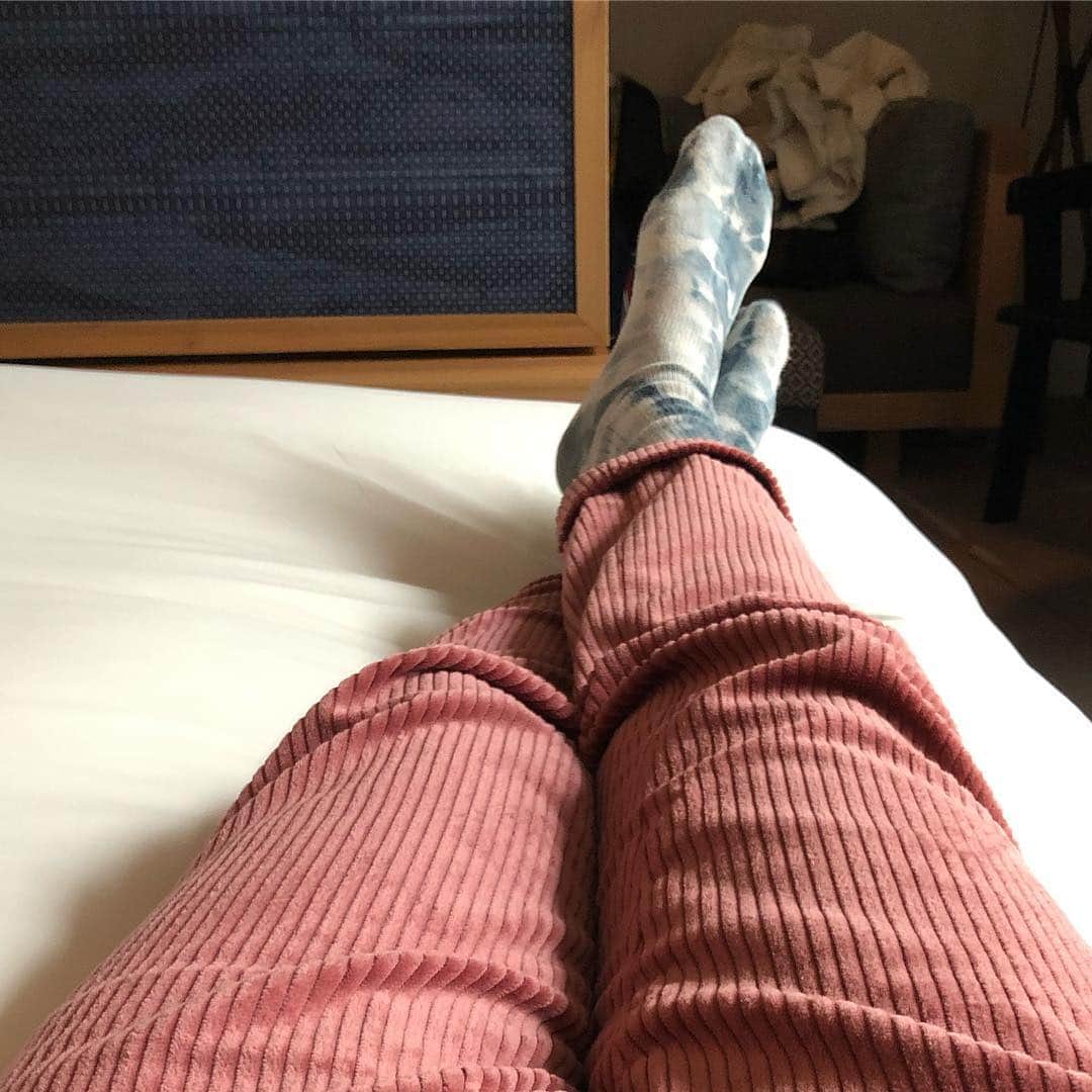 エズラ・クーニグさんのインスタグラム写真 - (エズラ・クーニグInstagram)「more excited abt the album dropping than my birthday. 3 1/2 weeks !」4月9日 5時16分 - arze