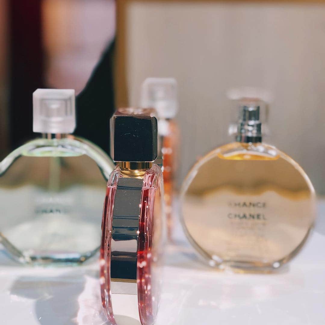 佐野友妃子さんのインスタグラム写真 - (佐野友妃子Instagram)「CHANEL CHANCE🦋 この香りはずーっと好きでお気に入りの香水のひとつ❤︎」4月9日 8時04分 - yukikosano1111