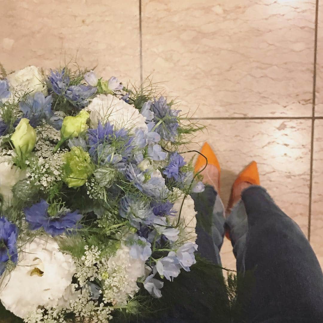 畑野ひろ子のインスタグラム：「デリバリーフラワー @willgarden_official  #flower #flowers #bouquet #spring #willgarden」