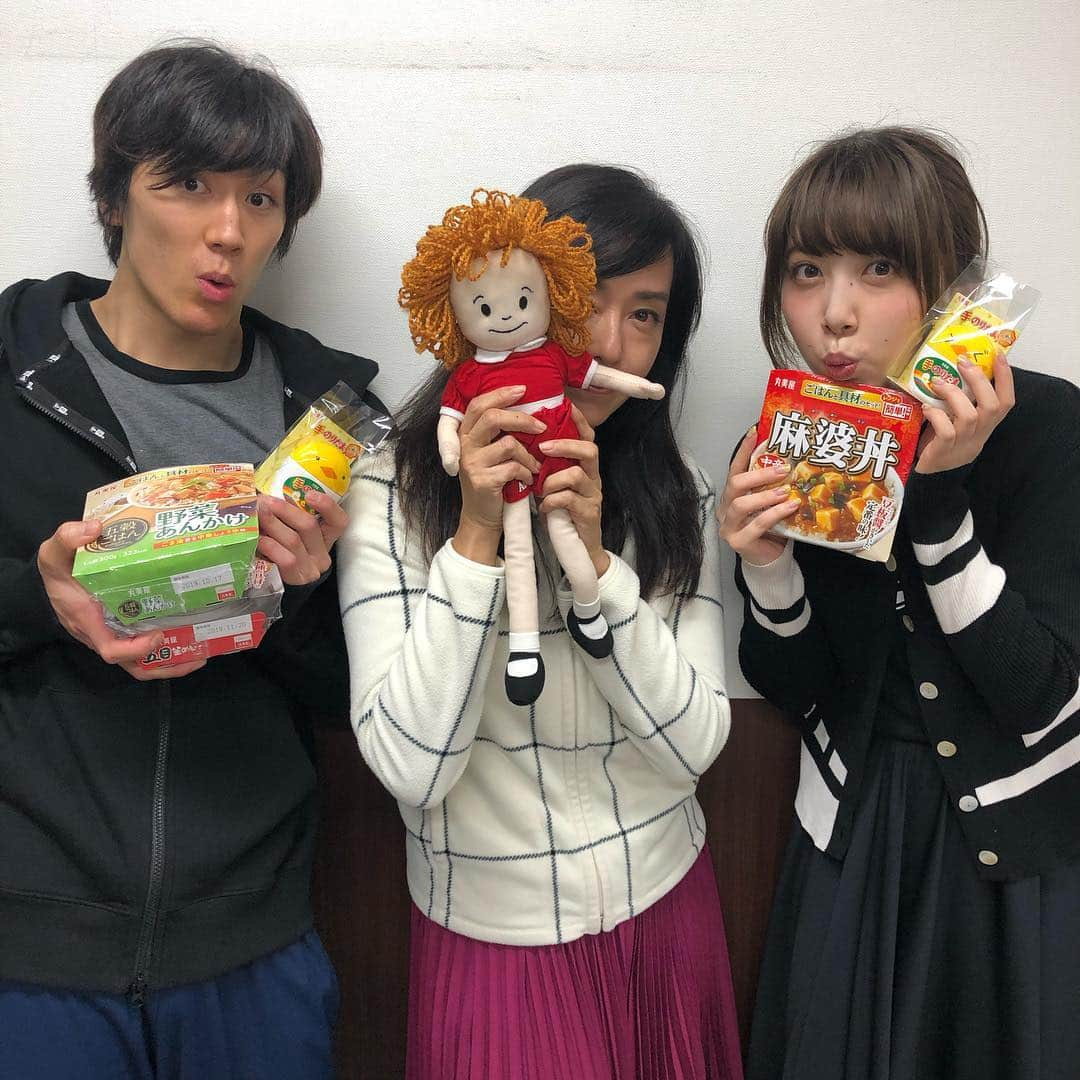 青柳塁斗さんのインスタグラム写真 - (青柳塁斗Instagram)「4.27から  #丸美屋食品  #アニー  #悪巧み #姉貴 #早見優 さん  #服部杏奈  さん  #オナカスイタ」4月9日 17時40分 - ruitoaoyagi