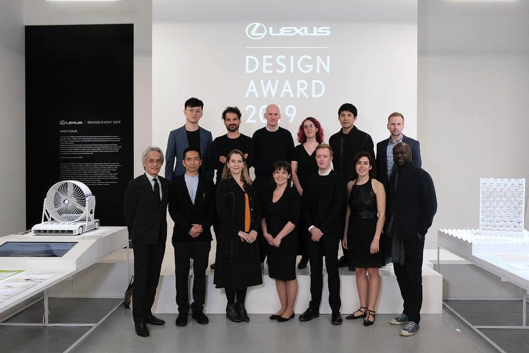 LEXUS / レクサスさんのインスタグラム写真 - (LEXUS / レクサスInstagram)「【LEXUS DESIGN AWARD 2019 グランプリ作品決定】 全世界の次世代を担うクリエイターの育成・支援を目的とした国際デザインコンペティション「LEXUS DESIGN AWARD 2019」において、リサ･マークスの「Algorithmic Lace」をグランプリに決定。  グランプリ受賞作品のプロトタイプはファイナリスト5名のプロトタイプ作品と共に、ミラノデザインウィーク内でLEXUSが実施するLEXUS DESIGN EVENT2019のインスタレーション「LEADING WITH LIGHT」と共に展示されます。  #レクサス #ミラノデザインウィーク #ミラノデザインウィーク2019 #デザイン #アート #Lexus #Lexusjapan #Lexusjp #ExperienceAmazing #LexusDesignAward #LexusDesignEvent #MilanDesignWeek #MilanDesignWeek2019 #milan #design #art」4月9日 17時59分 - lexus_jp