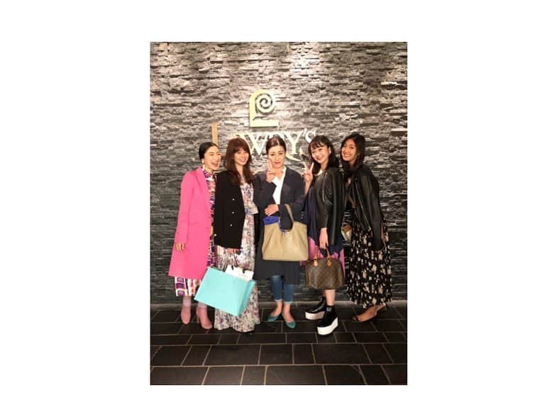 並川花連さんのインスタグラム写真 - (並川花連Instagram)「🥳🌸 . TBS水トク！ 芸能人が本気バレエの だいすきな皆さんと 久しぶりの再会Lunchでした🥰🌸 小野さん＆えれなさんBirthday サプライズも🥰🥳💓 . 毎回会うとしあわせが溢れて そしてお腹が痛くなるくらい 笑って時間が経つのが びっくりするほどあっという間で。🥺💓 もう本当に この番組のご縁は宝物。🥺♥️ これからもずっと。だいすきです。😭☺️💓」4月9日 18時59分 - kareurn