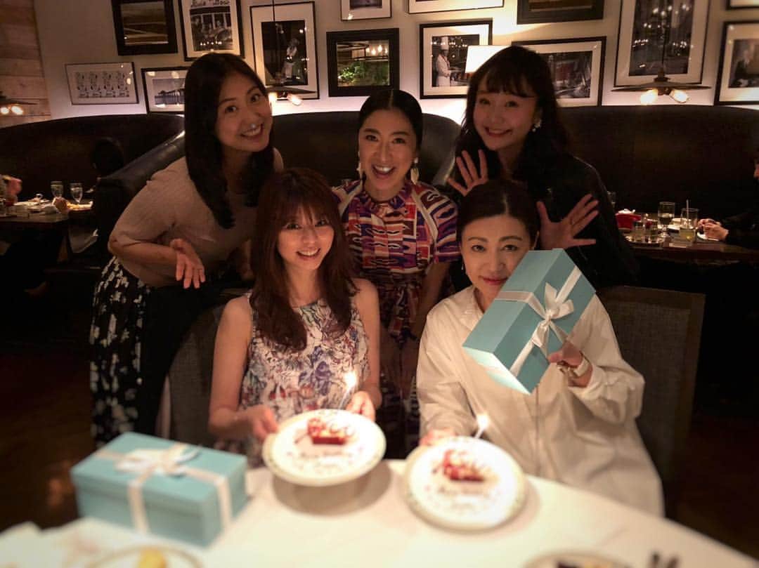 並川花連さんのインスタグラム写真 - (並川花連Instagram)「🥳🌸 . TBS水トク！ 芸能人が本気バレエの だいすきな皆さんと 久しぶりの再会Lunchでした🥰🌸 小野さん＆えれなさんBirthday サプライズも🥰🥳💓 . 毎回会うとしあわせが溢れて そしてお腹が痛くなるくらい 笑って時間が経つのが びっくりするほどあっという間で。🥺💓 もう本当に この番組のご縁は宝物。🥺♥️ これからもずっと。だいすきです。😭☺️💓」4月9日 18時59分 - kareurn