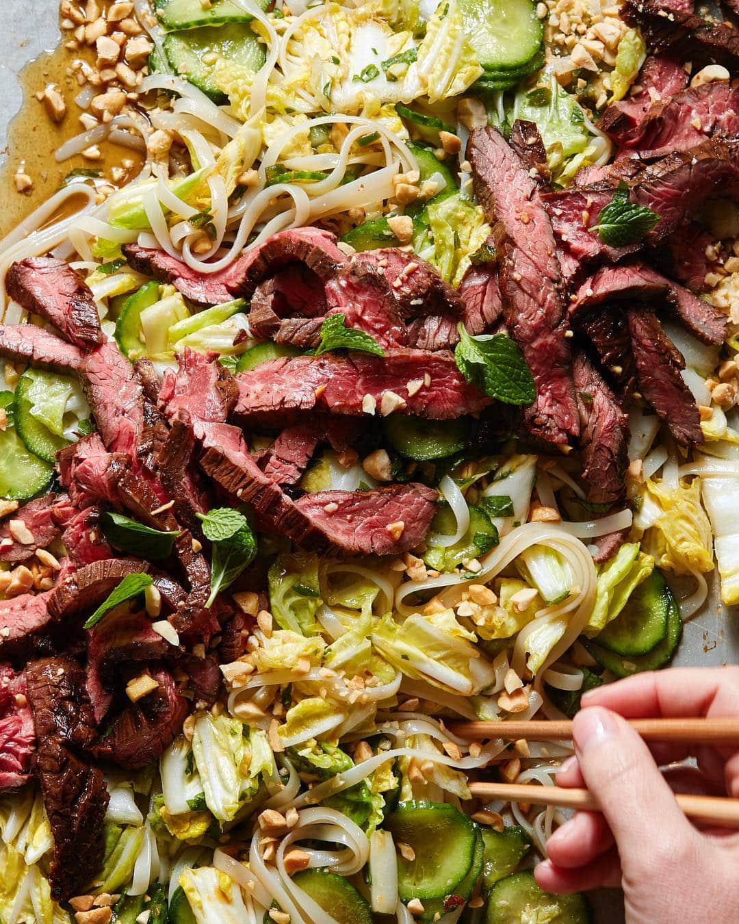 Gaby Dalkinさんのインスタグラム写真 - (Gaby DalkinInstagram)「Monday night PSA: I made the Rice Noodle Salad with Steak from @healthy_ish and it is freaking phenomenal! You’re gonna need it in your life sooner rather than later. Recipe with a few tweaks is up on @whatsgabycookin」4月9日 10時06分 - whatsgabycookin