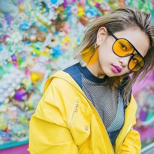 ALIVEさんのインスタグラム写真 - (ALIVEInstagram)「____ALIVE harajuku____ . 全国でカラーデザイン技術&webブランディングセミナーを行うALIVE屈指の技術派スタッフの集う店舗。 確かな仕上がり。確かな満足度。日本一のカラー技術をご期待ください。 . . 店長(@balayage_alive_kj ) top stylist (@hanpen_alive_0815  stylist(@___hnn  stylist(@tanechaan  stylist(@n_keita_alive . . ※各スタッフ技術の持ち味が違うのでプロフィール等で確認頂き指名予約がオススメです。 指名料は掛からず各担当者の指名クーポンがお得ですのでホットペッパーにてご確認下さいませ。 . . . . . ALIVE harajukuより大切なお知らせ。  いつもALIVE harajukuをご利用いただきまして、ありがとうございます。  誠に勝手ながら、この度、定休日を設けさせていただくこととなりました。  急ではございますが、7/17より、火曜日定休とさせていただきます。  顧客のみなさまにはご迷惑をおかけいたしますが、ご理解の程よろしくお願いいたします。  ALIVE harajuku . . . address.. 東京都渋谷区神宮前6-29-4HH BUILDIN5F 電話番号 03 6433 5233  東京メトロ千代田線・副都心線 明治神宮前駅 7番出口より徒歩1分 . . . #グラデーション#ハイライト#グラデーションカラー#3Dハイライト#ミルクティーカラー#アッシュ#グレージュ#ハイライトカラー#外国人風カラー#美容学生#外国人風#アディクシー#イルミナカラー#ヘアアレンジ#切りっぱなしボブ #バレイヤージュ#原宿#表参道#東京カフェ#暖色カラー#ピンク#ピンクベージュ#レッドカラー#ラベンダーカラー#パープルカラー#オレンジカラー#カラーバター」4月9日 10時23分 - alivehair