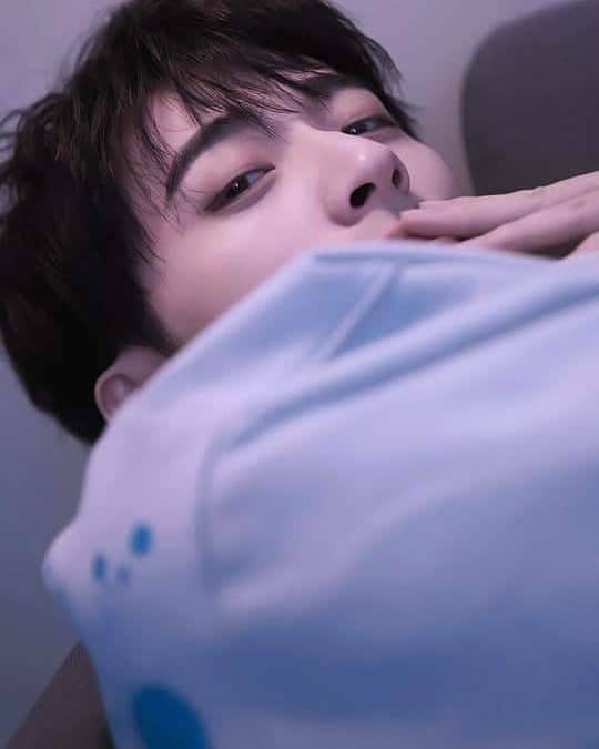Just a girlさんのインスタグラム写真 - (Just a girlInstagram)「Xu Kai Cheng 💜 . . . . .  #徐开聘 #XuKaiCheng #chineseactor #chinese #chineseboy#asianboy#아지트샵 #추천멘토 #치위생사 #간호사 #직장인부업 #미용인 #미용 #연남동카페 #연남동맛집 #신혼여행 #신혼 #신혼부부 #おしゃれ #オシャレ #いいね返し #フォロー #韓国人 #韓国 #セルカ #自撮り #ファッション #フォロー」4月9日 11時40分 - cecithegirl