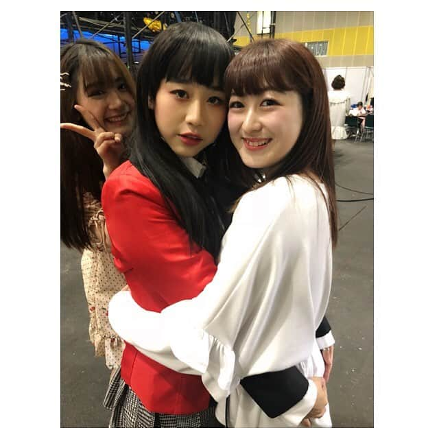 伊豆田莉奈さんのインスタグラム写真 - (伊豆田莉奈Instagram)「โอฮะซึนะ\( ˆoˆ )♡ ทุกคน♥️ การ์ตูน ของ ญี่ปุ่น📕 “Kakegurui” รู้จัก ไหม คะ?😲 รินะ ชอบ มาก เลย ค่ะ😍😍 ตอนวัน จับมือ Panda ใส่ ชุด cosplay ของ Jabami Yumekoค่ะ😲💕 รินะ ได้ ถ่ายรูป กับ  Jabami Yumeko ค่ะ😍💕💕 Yeahヽ(‘ ∇‘ )ノヽ(‘ ∇‘ )ノ  おはずな\( ˆoˆ )♡ みんな♥️ 日本のアニメの「賭ケグルイ」って知ってますか？😲 莉奈めっちゃそれ好きなの😍😍 握手会の日にPanda(パンダ)が蛇喰夢子ちゃんのコスプレしてたの😲💕 一緒に写真撮れた😍💕💕 ヽ(*´∀｀)ノｲｪ-ｲ  #賭ケグルイ #izurinabnk48 #pandabnk48 #rinaizutabnk48 #izutarinabnk48 #izurina #izutarina #蛇喰夢子 #いずりな #伊豆田莉奈 #bnk48 #welovebnk48」4月9日 11時43分 - rina.cgm48official