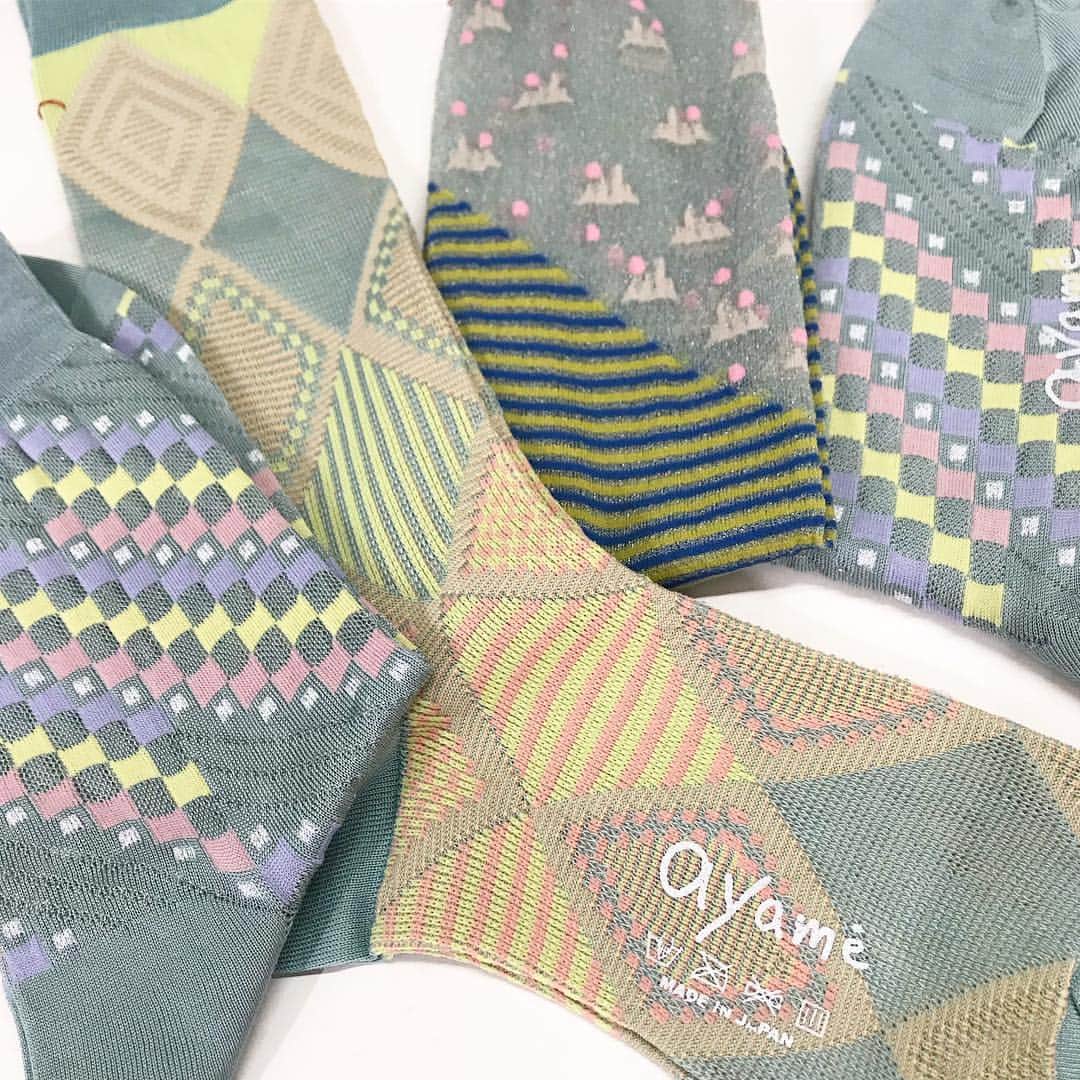 アヤメさんのインスタグラム写真 - (アヤメInstagram)「Mint color socks brighten up your day🍀🧦✨#onlinestore #worldwideshipping🌎 春っぽい感じで🍀🧦✨#ayamesocks #colorfulsocks #mintcolor」4月9日 12時14分 - ayame_socks