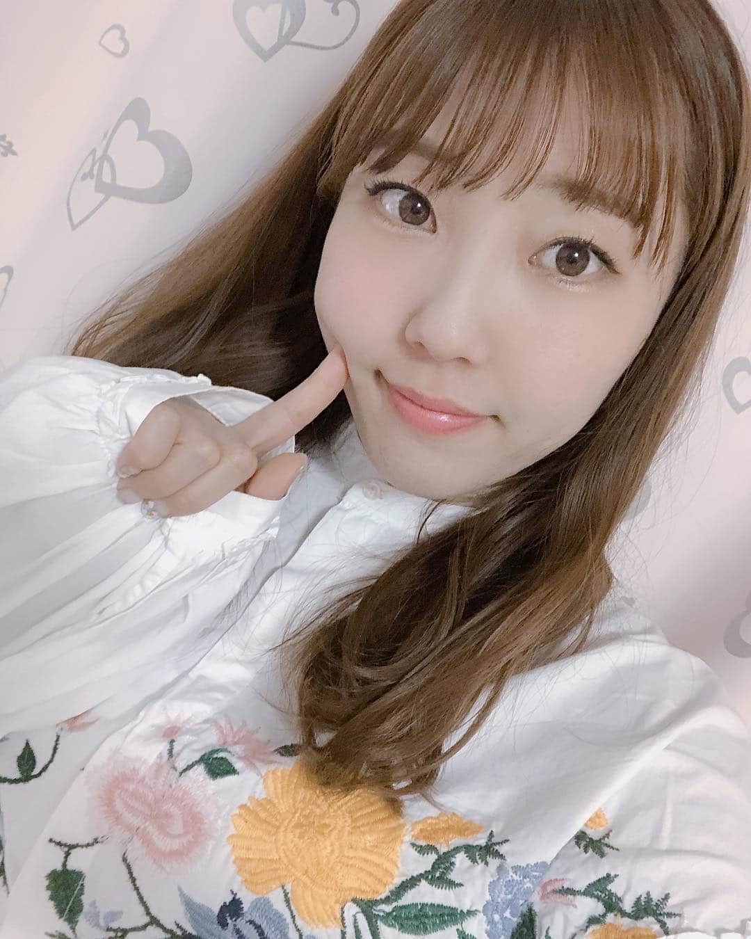 木下望のインスタグラム：「マツエク〜👁3週間に1回くらい行ってるよ〜♪ #dot1101 さんいつもお世話になってます🙇‍♀️いつも綺麗につけていただいてありがとうございます😭みんなも行ってみてね😘ベッドがふかふかで快適すぎる🤤💞 ストーリーにも前のせたけど、漢方まだ慣れない😢みんなどうやってのんでるの😢？ #マツエク #マツエクデザイン #渋谷マツエク #漢方 #みんなどうやって飲んでるの ？」