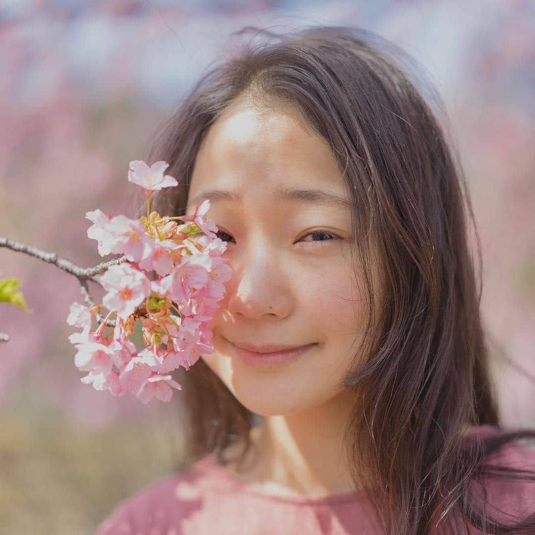 斎藤なりさんのインスタグラム写真 - (斎藤なりInstagram)「笑いましょう！ それでも、笑いましょう！ 今こそ心を見せる時です！」4月9日 13時46分 - nari_eye