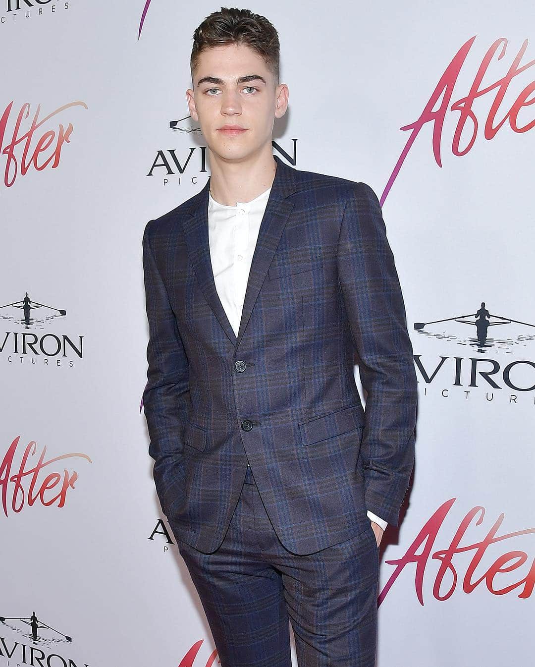 Just Jaredさんのインスタグラム写真 - (Just JaredInstagram)「@josephinelangford and @hero_ft celebrate the premiere of @aftermovie in LA! More photos on JustJared.com! #JosephineLangford #HeroFiennesTiffin #After #AfterMovie Photos: Getty」4月9日 14時30分 - justjared