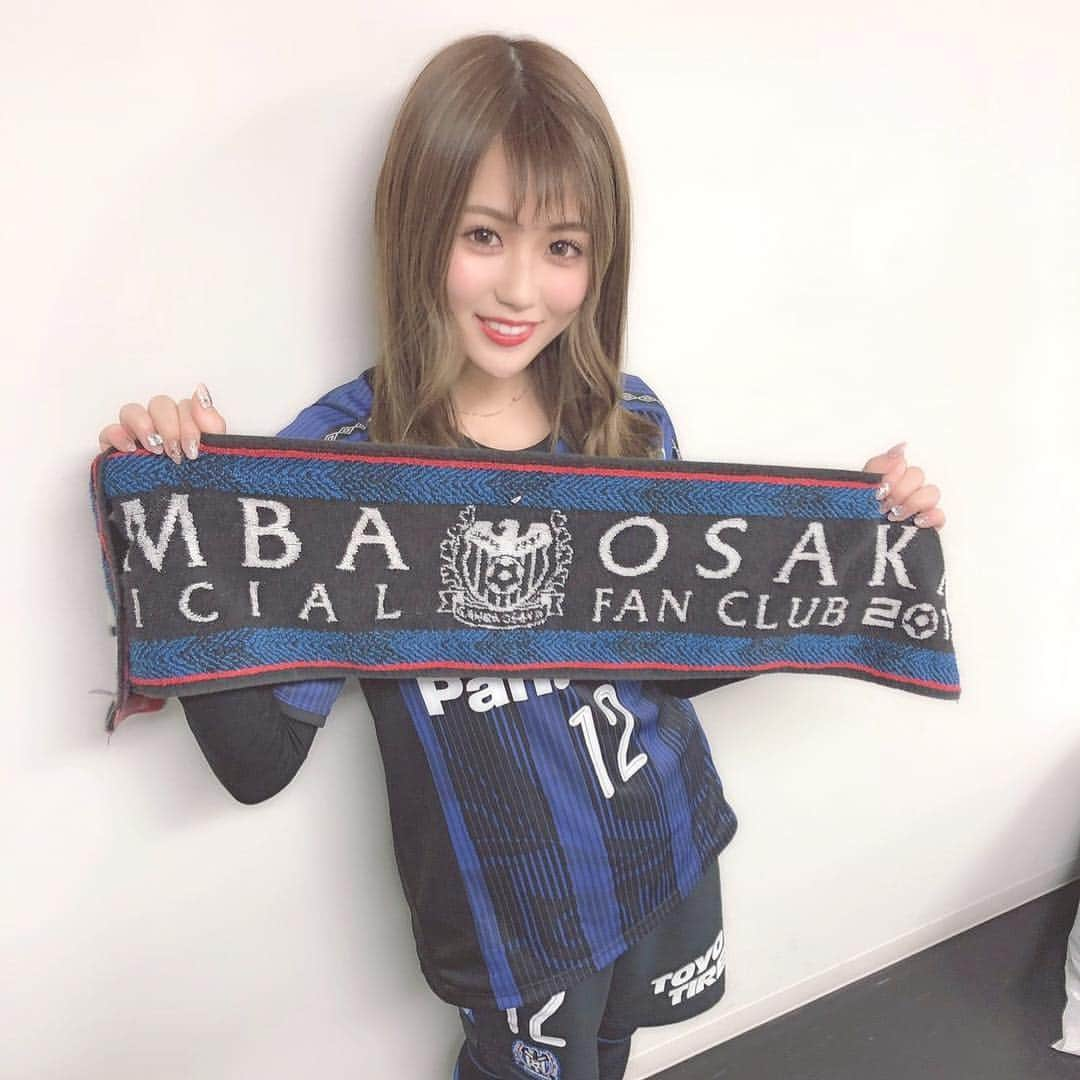 蒼井ちあきのインスタグラム：「日曜日はJ3 F東u23戦でした！ 今季ホーム初勝利🌟 私もこっそり万歳三唱やりました🙄🤲🏻 #ガンバ大阪#gambaosaka#fc東京 #u23 #ホーム#パナソニックスタジアム吹田 #Jリーグ#jleague#ホーム初勝利#2連勝#只今6位 #ガンバサポ#遠征組#東京在住#今季7試合目 つぎは#J3#熊本戦#万博#J1#浦和戦#gambaism」