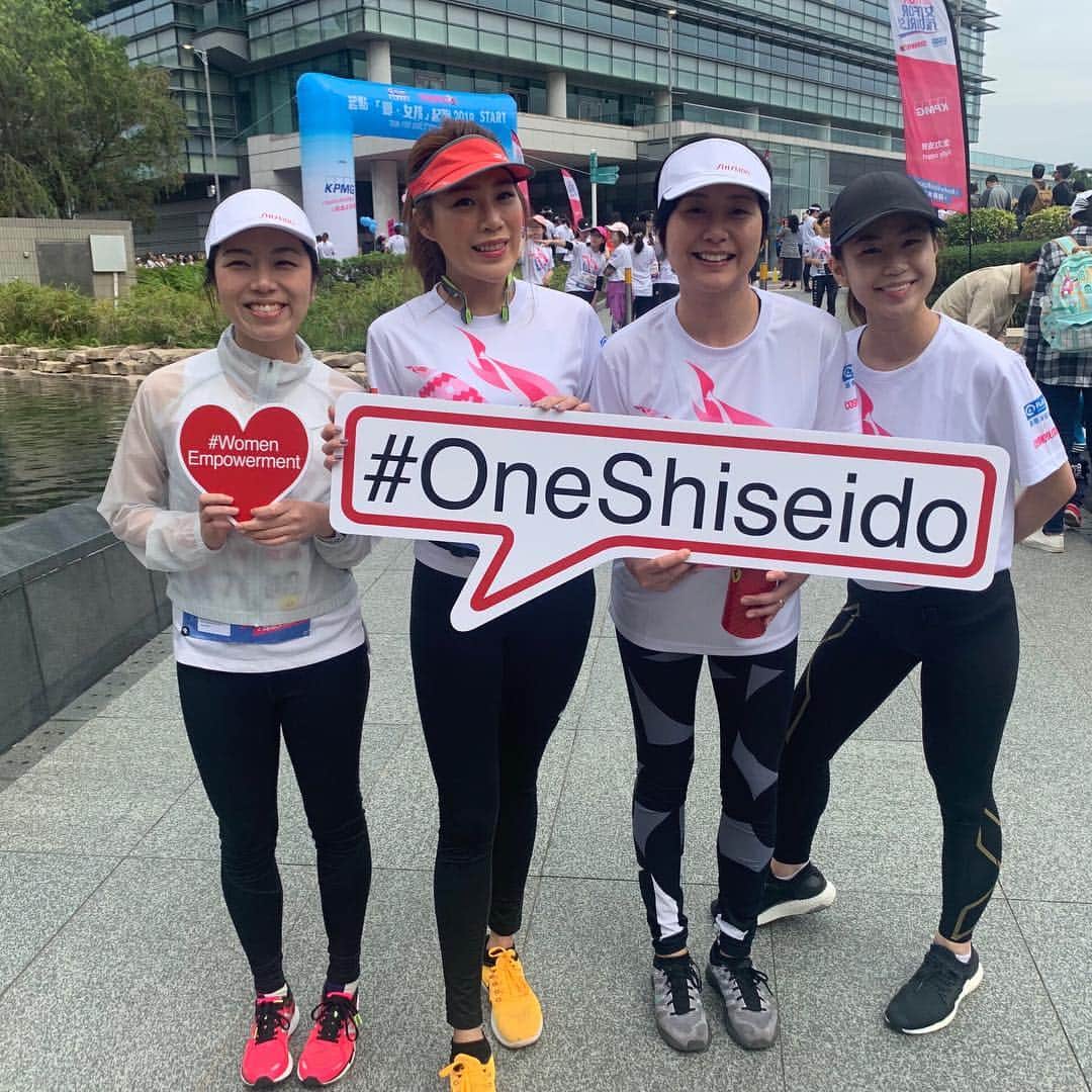 資生堂 Shiseido Group Shiseido Group Official Instagramさんのインスタグラム写真 - (資生堂 Shiseido Group Shiseido Group Official InstagramInstagram)「On March 17, the Shiseido Hong Kong Running Team participated in Run For Girls 2019, an all-female charity run to raise funds to help women and girls in developing countries to protect them against inequality, discrimination and violence. Shiseido suncare brand ANESSA also supported the event as part of our resolute corporate commitment to advocating gender equality.  @anessahk #ANESSAhk #BeActive #BeBeautiful #ShiseidoHK #Shiseido #OneShiseido #HongKong #RunForGirls #shiseidoforsociety #愛女孩起跑 #同為女孩加油 #資生堂 #アネッサ #香港 #资生堂」4月9日 16時17分 - shiseido_corp