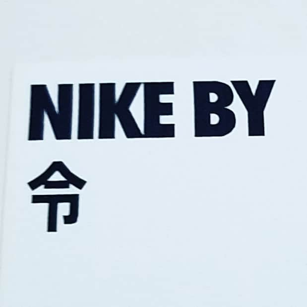 レイチェルさんのインスタグラム写真 - (レイチェルInstagram)「NIKE iDにて、  久しぶりに作っちゃいましたよ！  大好きなAIR FORCE 1を、  ジョーダン1のシカゴ風に仕上げてみましたよ！  たぁまぁらぁねぇーーー！！！！！ 😆😆😆😆💨💨💨💨💨✨✨✨✨✨🎶🎶🎶🎶🎶」4月9日 16時13分 - reiyoshida1230