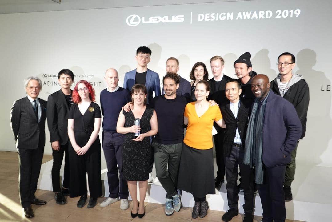林信行のインスタグラム：「#MilanoDesignWeek day 0 in 10 pics. 10枚の写真で振り返る #ミラノデザインウィーク 0日目 featuring #LEXUS #INAX by #LIXIL #GranSeiko #SONY #LG」