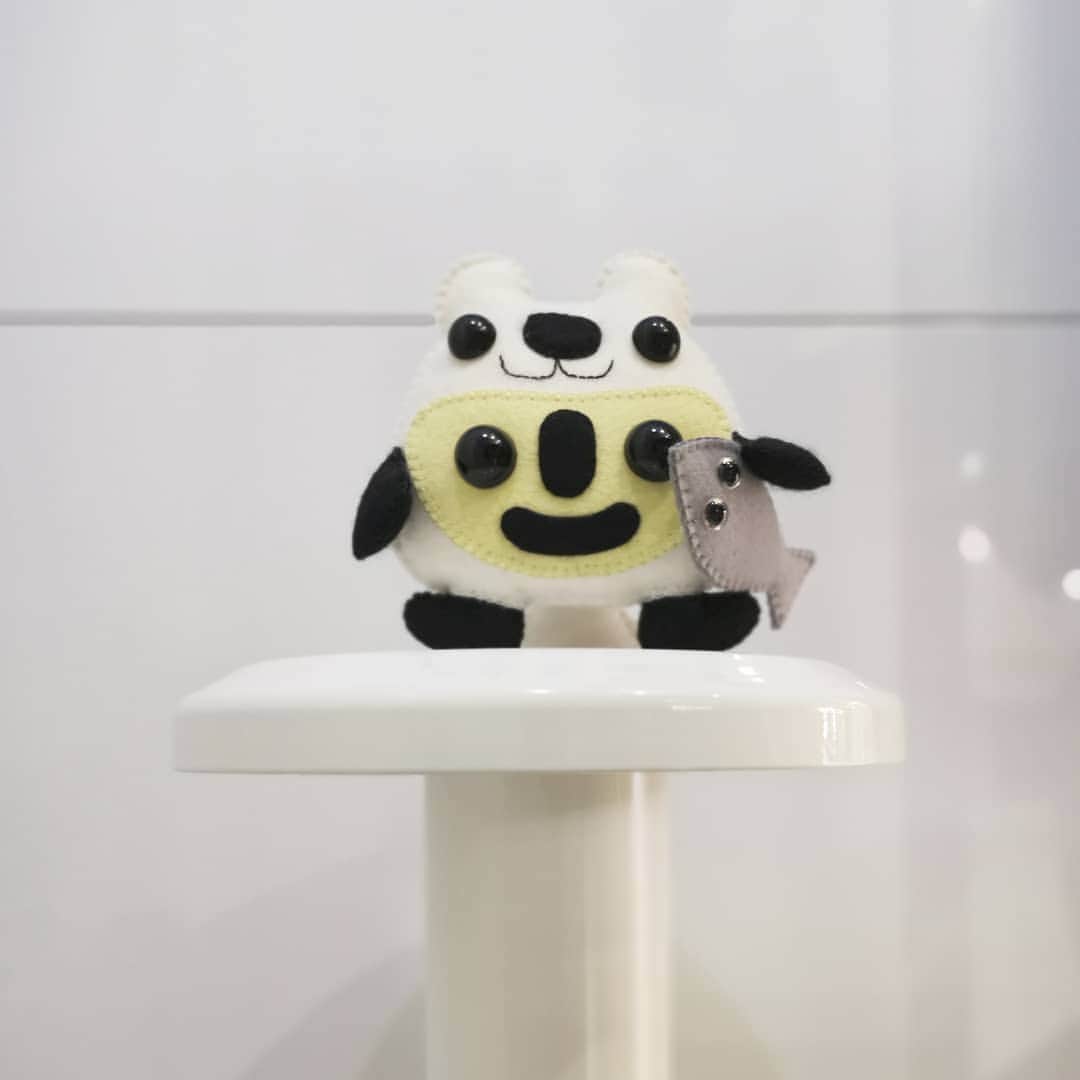 のインスタグラム：「Aki tavel fellow to Shanghai #shanghai #plush」