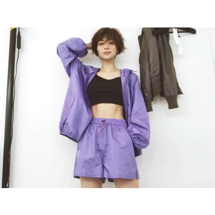 里々佳さんのインスタグラム写真 - (里々佳Instagram)「衣装かわいいんだ☺️ @emmi.jp」4月9日 17時05分 - ririkaaaaaaaa