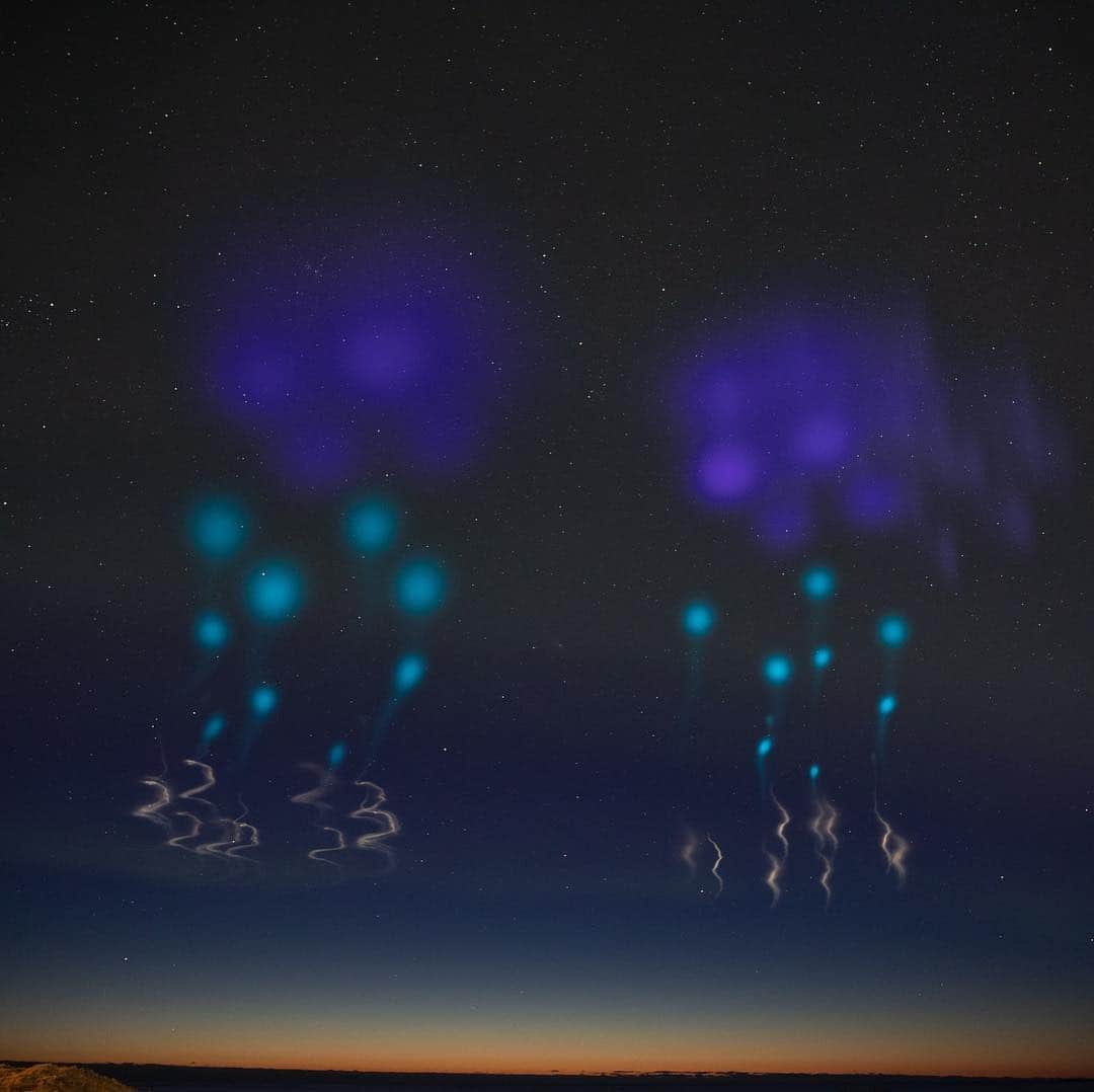 のインスタグラム：「The AZURE rockets had a colorful April 5 flight! 🚀🎨 . 1️⃣ During their flight over Norway, these two sounding rockets deployed gas tracers — made of substances similar to those in fireworks — to create colorful clouds that allow researchers to track the flow of neutral and charged particles with the auroral wind. This helps scientists better understand the exchange of energy within an aurora.  2️⃣ One of the two Black Brant XI rockets leaves the launch pad at the Andøya Space Center in Norway.  3️⃣ An aurora is seen dancing across the night sky prior to the launch of AZURE rockets at the Andøya Space Center in Norway.  AZURE is one of nine missions launching as part of the Grand Challenge Initiative — Cusp, a series of international sounding rocket missions to study Earth’s geomagnetic cusp between 2018 and 2020. The cusp is one of the few places on Earth where particles from the solar wind have easy access to our atmosphere.  Image credits: NASA/Lee Wingfield #nasa #nasagoddard #space #science #rockets #aurora」