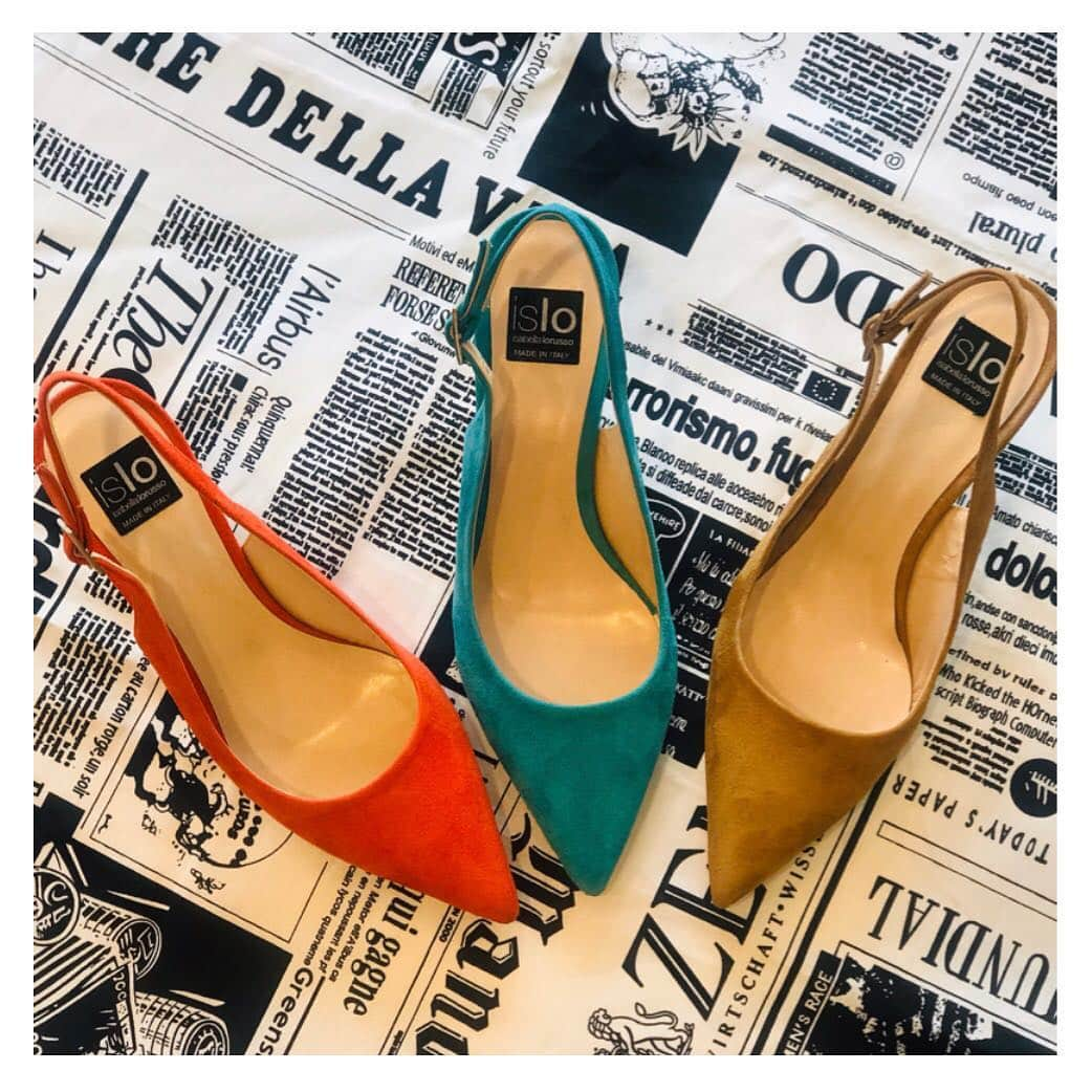 イズロさんのインスタグラム写真 - (イズロInstagram)「#islo #isloisabellalorusso #isloshoes #shoes #chanel #suede #punta #tacchi #heels #fashion #style #color #shoesoftheday #bestseller #shoesaddict #marisol #shoponline #shoppingonline #women #madeinitaly #staytuned」4月10日 3時54分 - islo_isabellalorusso