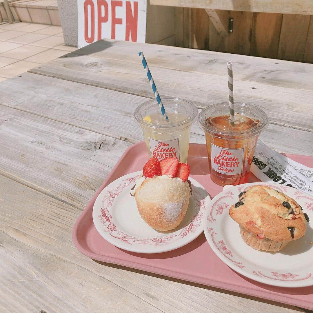 ユンジュさんのインスタグラム写真 - (ユンジュInstagram)「따끈따끈 베이커리 🍰」4月9日 19時38分 - __pink_tape