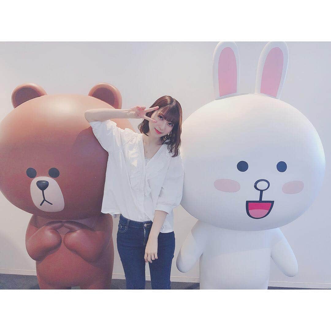 のインスタグラム：「. . LINE LIVEたのしかったぁ🥰🥰 . #line #live #笑い疲れた #ブラウン #コニー」