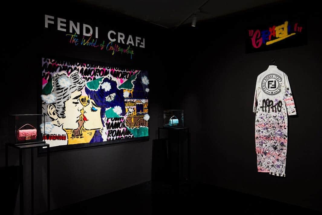 Fendiさんのインスタグラム写真 - (FendiInstagram)「Celebrating the past and the future of #Fendi in the #FendiCraFF exhibition, featuring works by artist @ladyaiko_nyc. Open in Tokyo at BA-TSU ART GALLERY until April 17th.」4月9日 19時34分 - fendi