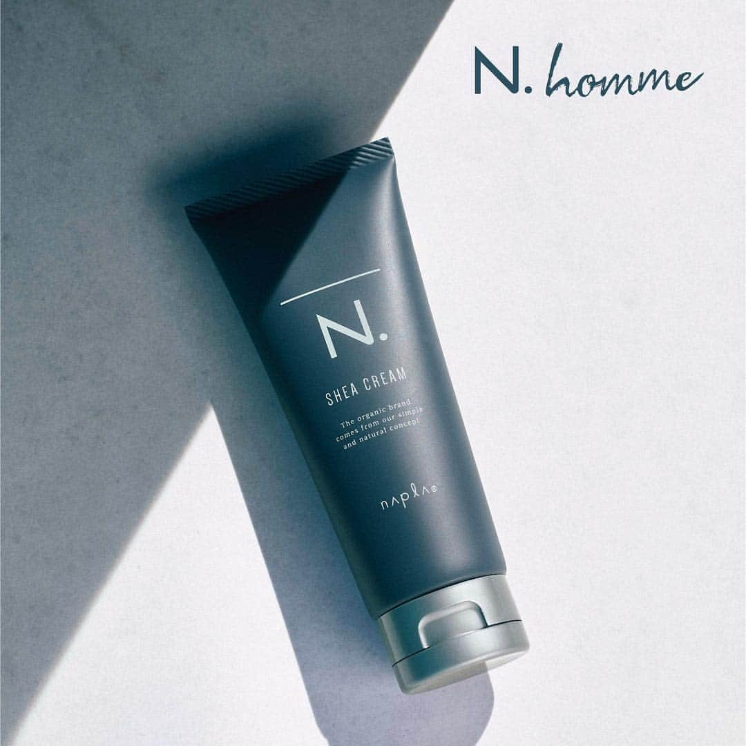 naplaさんのインスタグラム写真 - (naplaInstagram)「【 N. homme SHEAクリーム】 . 今回より#エヌドット オムのシリーズ各種をご紹介していきます🙌✨ . ✔️エヌドット オム シアクリーム ナチュラルスタイリングに最適なクリームワックス💁🏻‍♂️ 毛先まで均一にのび、なめらかなテクスチャーと 決めすぎない程よいセット力で 長時間ナチュラルスタイルをキープします👌 洗い流しも簡単✨ . また#エヌドットスタイリングセラム とのMIXで、 ロングヘアの男性や動きを出したい ショートやボブの女性にもおすすめです🙆‍♂️🙆 . フルーティハーバルのジェンダーレスな香りで 男性・女性ともに大好評です🍊 . 是非皆様お試しください🙌 . #ナプラ #エヌドット #エヌドットオム」4月9日 20時01分 - napla_official