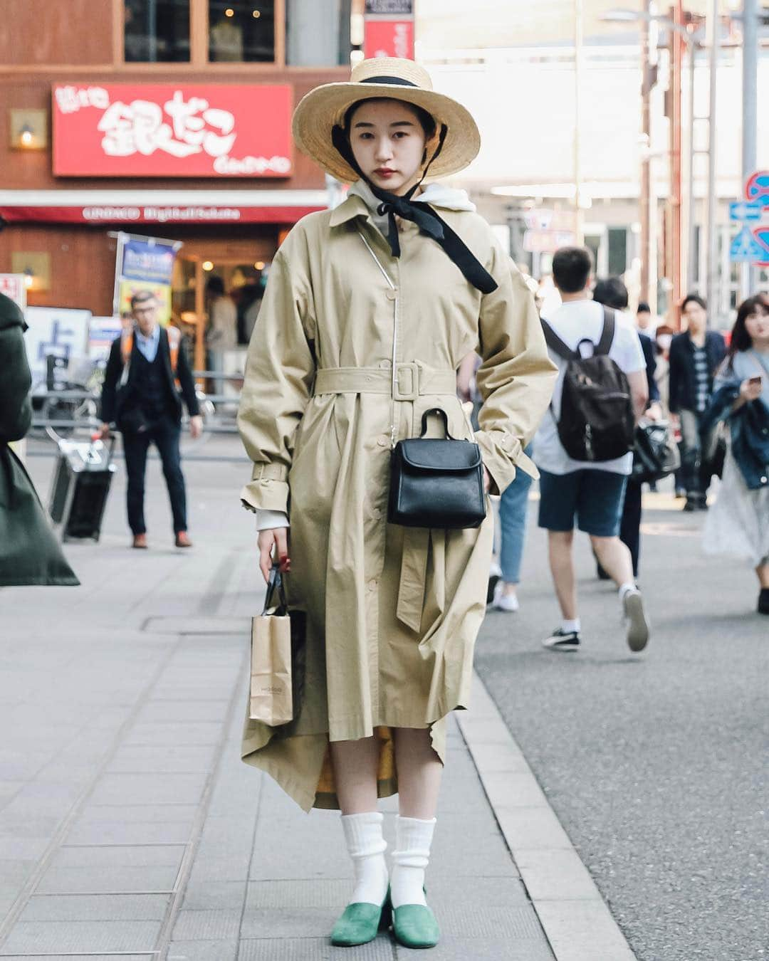 Fashionsnap.comさんのインスタグラム写真 - (Fashionsnap.comInstagram)「【#スナップ_fs】 Name Ashitate  Hoodie #UNIQLO Shoes #Ungrid Hat #dazzlin  #fashionsnap #fashionsnap_women」4月9日 20時06分 - fashionsnapcom