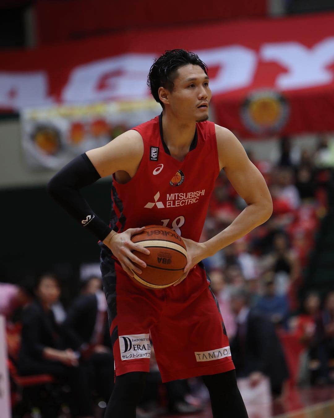名古屋ダイヤモンドドルフィンズ Nagoya Diamondさんのインスタグラム写真 - (名古屋ダイヤモンドドルフィンズ Nagoya DiamondInstagram)「Game 32 Highlight!!🔥 名古屋ダイヤモンドドルフィンズ #ドルフィンズ #Bリーグ #バスケットボール #バスケ #琉球ゴールデンキングス #名古屋 #DORED #nagoya #BLEAGUE #nagoyadiamonddolphins #basketball #🏀」4月9日 20時32分 - nagoyadolphins