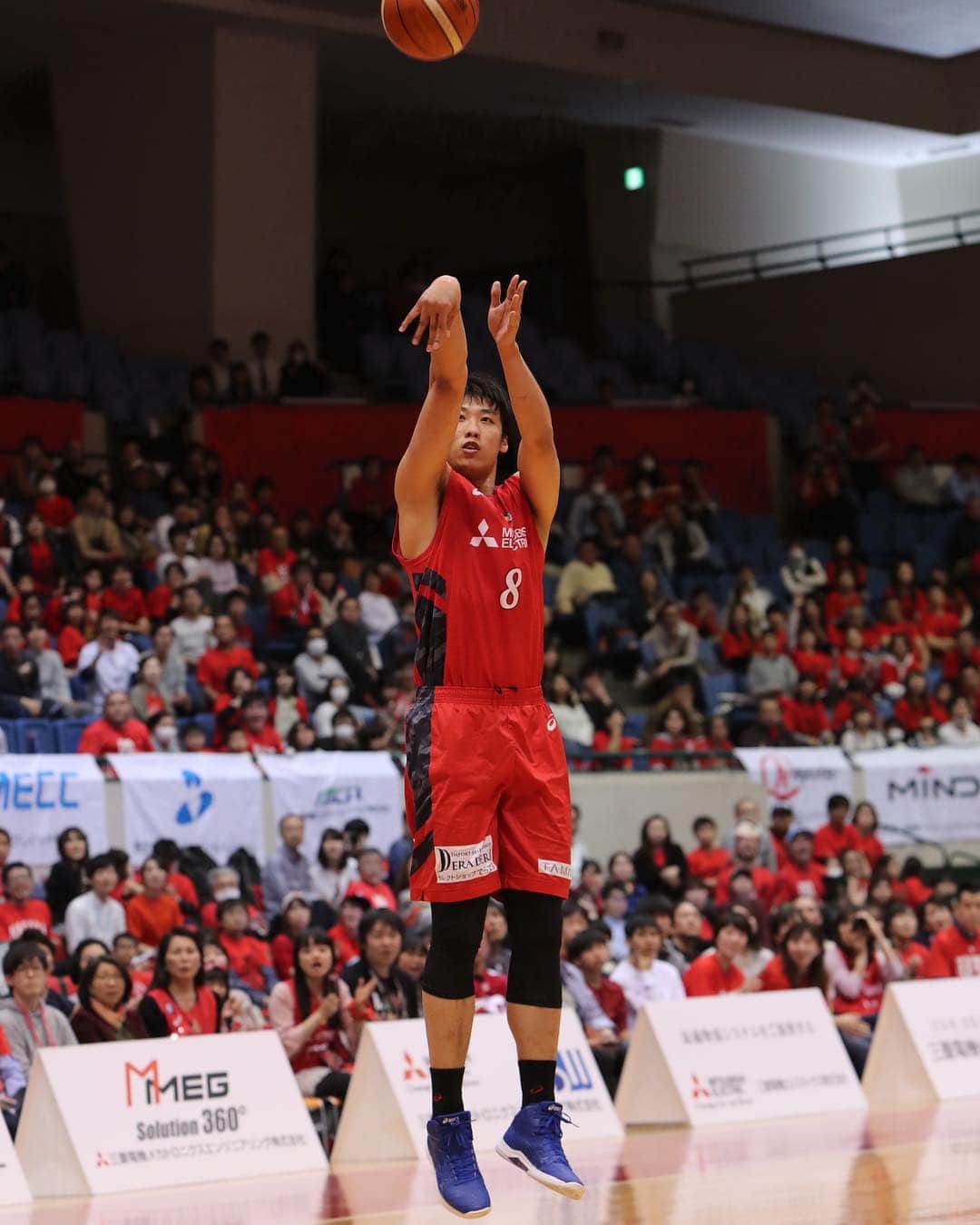 名古屋ダイヤモンドドルフィンズ Nagoya Diamondさんのインスタグラム写真 - (名古屋ダイヤモンドドルフィンズ Nagoya DiamondInstagram)「Game 32 Highlight!!🔥 名古屋ダイヤモンドドルフィンズ #ドルフィンズ #Bリーグ #バスケットボール #バスケ #琉球ゴールデンキングス #名古屋 #DORED #nagoya #BLEAGUE #nagoyadiamonddolphins #basketball #🏀」4月9日 20時32分 - nagoyadolphins