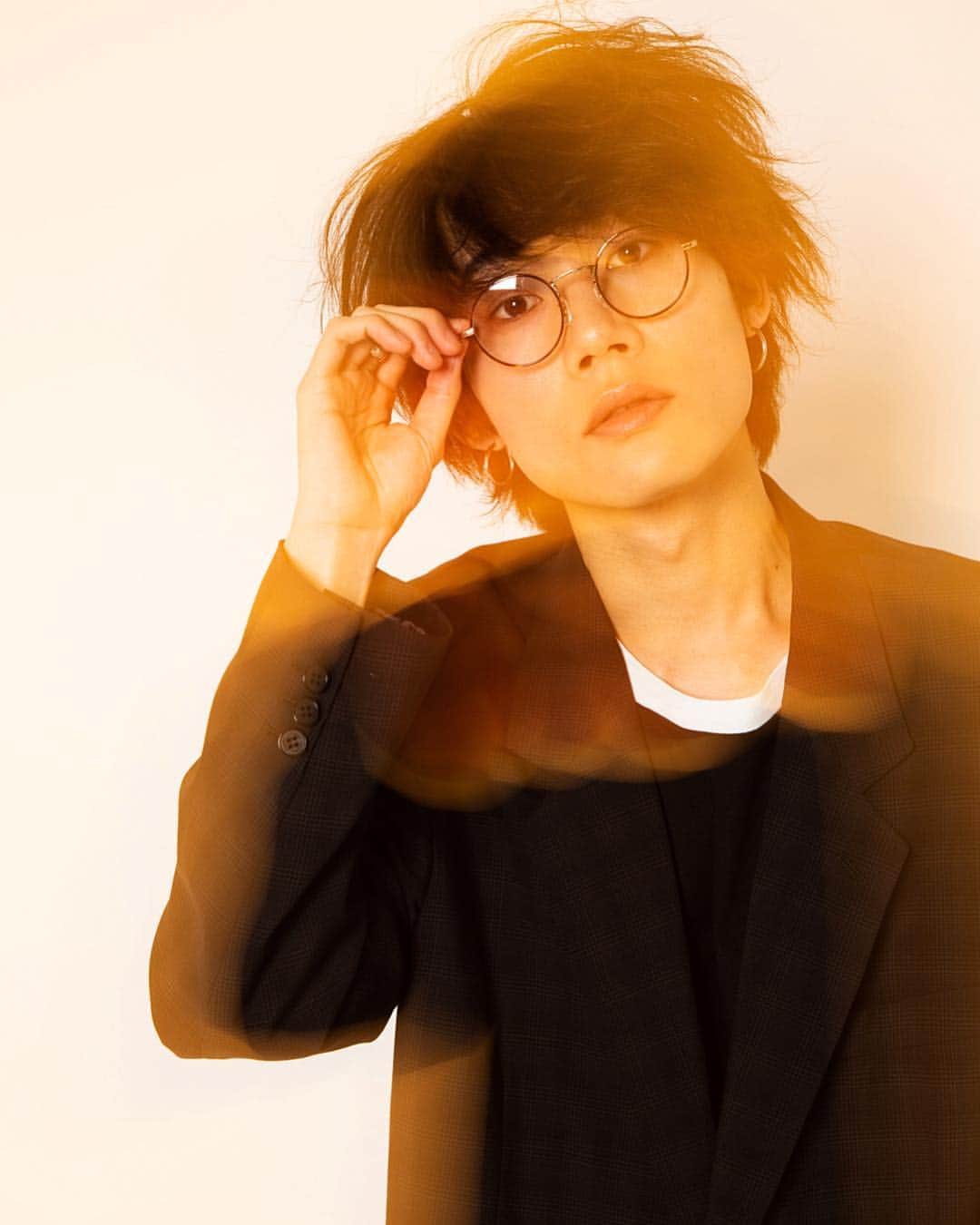 花沢将人のインスタグラム：「現場の写真とか解禁が先だからこういう写真ばかりでごめんなさい💬」