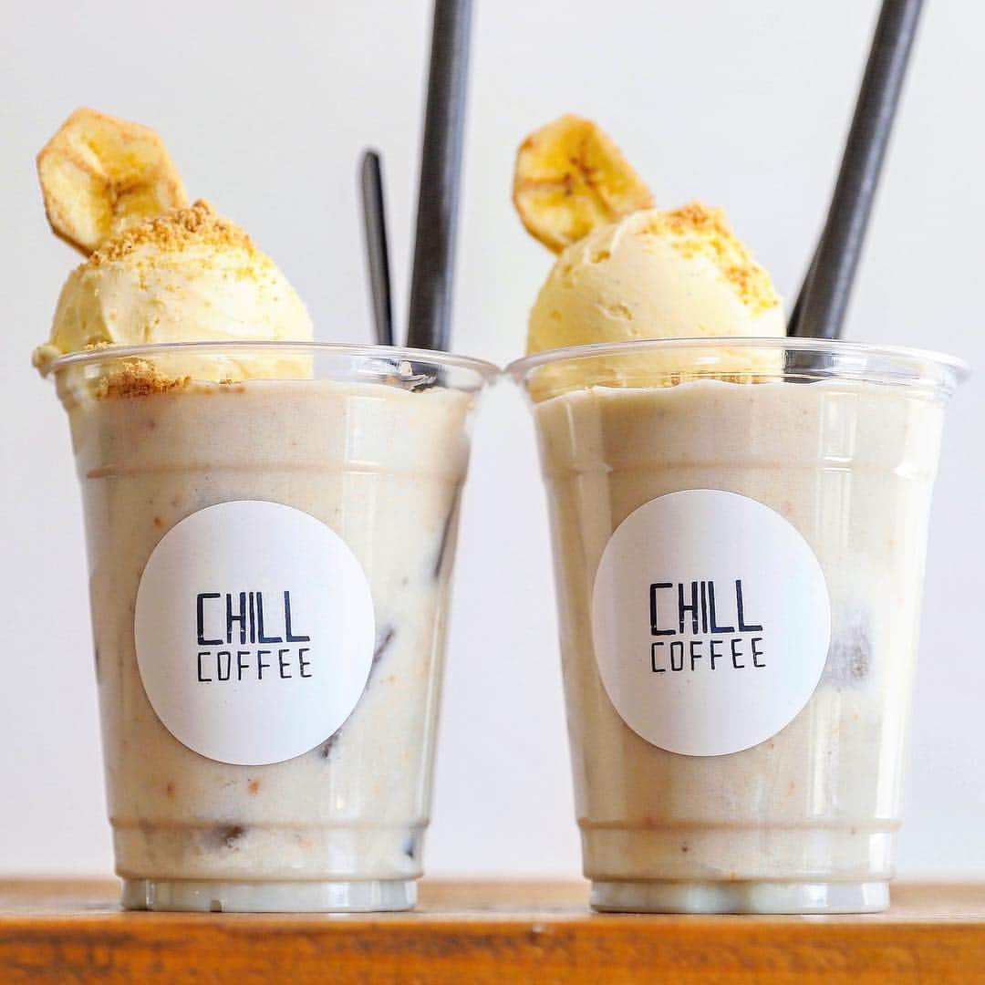 きょん。さんのインスタグラム写真 - (きょん。Instagram)「. .  CHILL CAFE. @chillchill9  珈琲を いただいた後は 趣向を変えて バナナクッキーフロート🍌  こーれがまた はーまるやつ。  おかわりしたかた。  #chillcafe#sweets#チルカフェ」4月9日 20時41分 - kyon_tokiiro