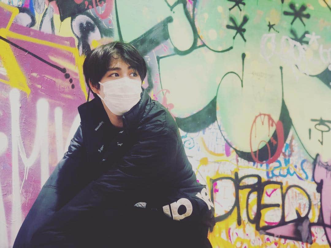 西銘駿さんのインスタグラム写真 - (西銘駿Instagram)「supreme大好きマン。  カメラマン📷『塩野瑛久』」4月9日 20時49分 - nishime_shun_official