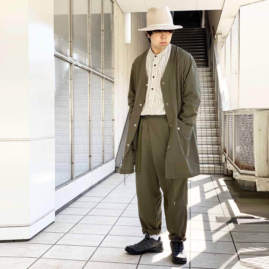 ジョンブルさんのインスタグラム写真 - (ジョンブルInstagram)「.﻿﻿ JOHNBULL cooldot series﻿ ﻿ coat﻿ lot.12630 / ¥30,000+tax﻿ ﻿ trousers﻿ lot.21293 / ¥18,000+tax﻿ ﻿﻿ トレンドの高機能素材“クールドット”を使用した通気性、撥水性があり軽量でストレッチの効いた春夏にぴったりなシリーズが登場。﻿ ﻿ ブルゾン、コート、トラウザー、イージーパンツ、プルオーバーにキャップまで！﻿ バリエーション豊かに揃っています。﻿ ﻿ ﻿ #johnbull #johnbullprivatelabo #cooldot #blouson #trousers #coat #easypants #pullover #newarrival #newin #springfashion #summerfashion  #fashion  #coordinate #ジョンブル #ジョンブルプライベートラボ #ファッション #高機能素材 #クールドット #ストレッチ #撥水性 #通気性 #軽量化 #春コート #トラウザー #新作入荷 #コーディネート #カジュアルコーデ #大人カジュアル #2019ss」4月9日 21時23分 - johnbull_private_labo