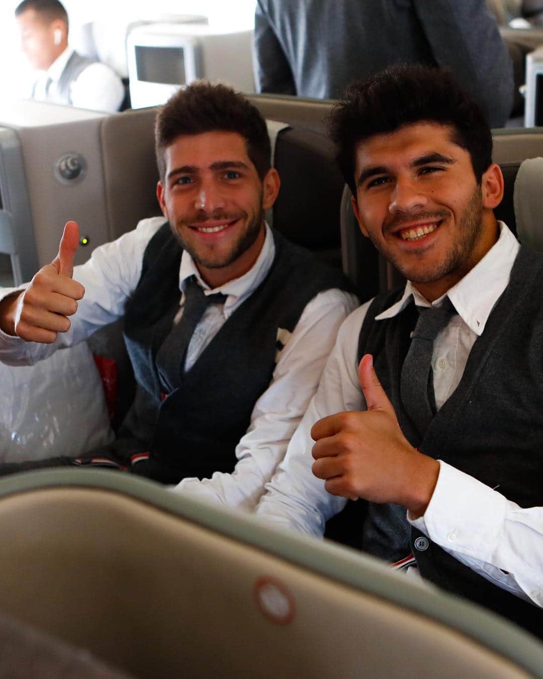 FCバルセロナさんのインスタグラム写真 - (FCバルセロナInstagram)「👋 Hello mate! 🇬🇧」4月9日 21時35分 - fcbarcelona