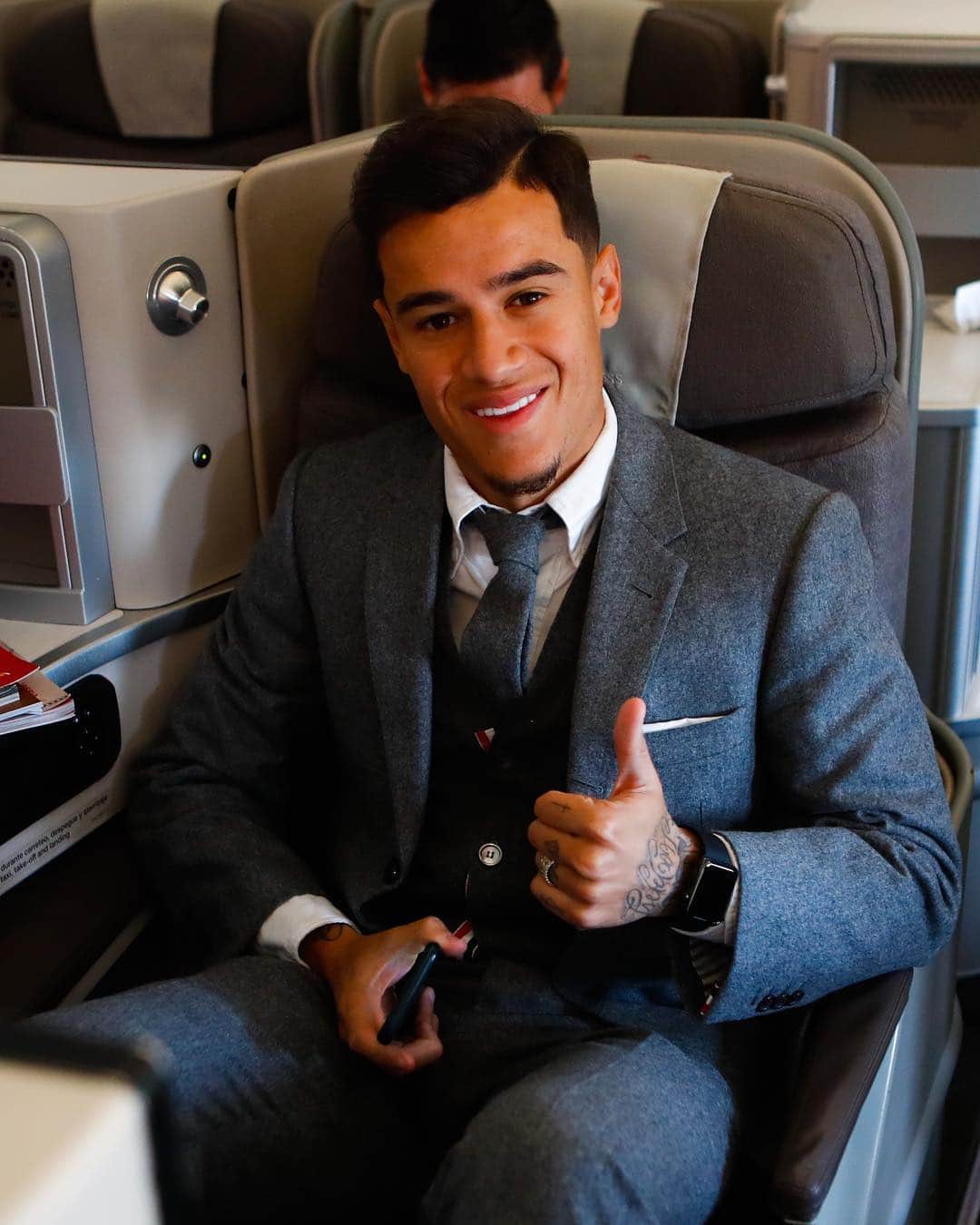 FCバルセロナさんのインスタグラム写真 - (FCバルセロナInstagram)「👋 Hello mate! 🇬🇧」4月9日 21時35分 - fcbarcelona