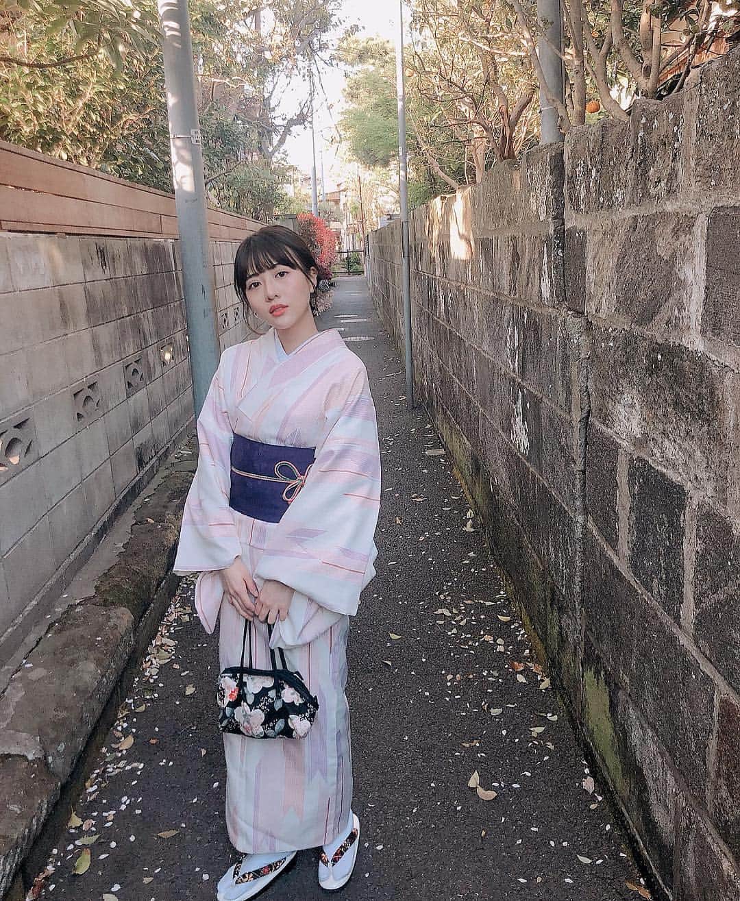 宮瀬彩加さんのインスタグラム写真 - (宮瀬彩加Instagram)「春、着物、桜、お団子、晴れの日、、、 日本人で良かったと思う瞬間ありますよね。」4月9日 22時01分 - ayaka_miyase