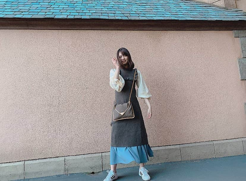 前田亜美さんのインスタグラム写真 - (前田亜美Instagram)「. . ¨̮. . 私服。. . 最近、暖かい日もあれば…急に寒かったり、、、中々春が来てくれませんね(*..). . . 早く、薄めのニット1枚とかでお出かけしたい🌸. . #私服 #ami私服」4月9日 22時04分 - ami___maeda0601