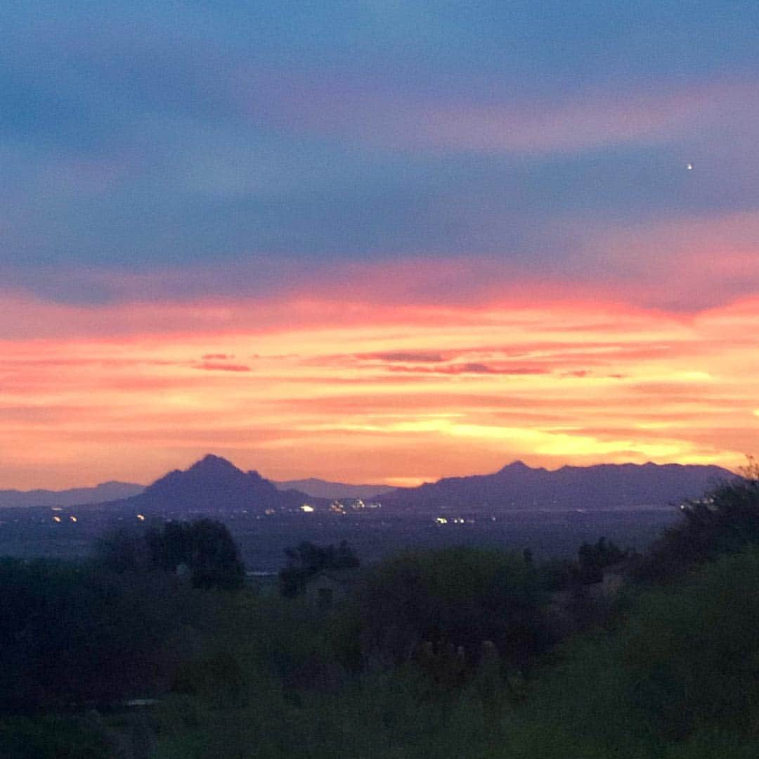 シネイド・ケアーさんのインスタグラム写真 - (シネイド・ケアーInstagram)「Goodbye beautiful Arizona🏜 See you again in September......😊👋🏻」4月9日 22時15分 - sineadskate