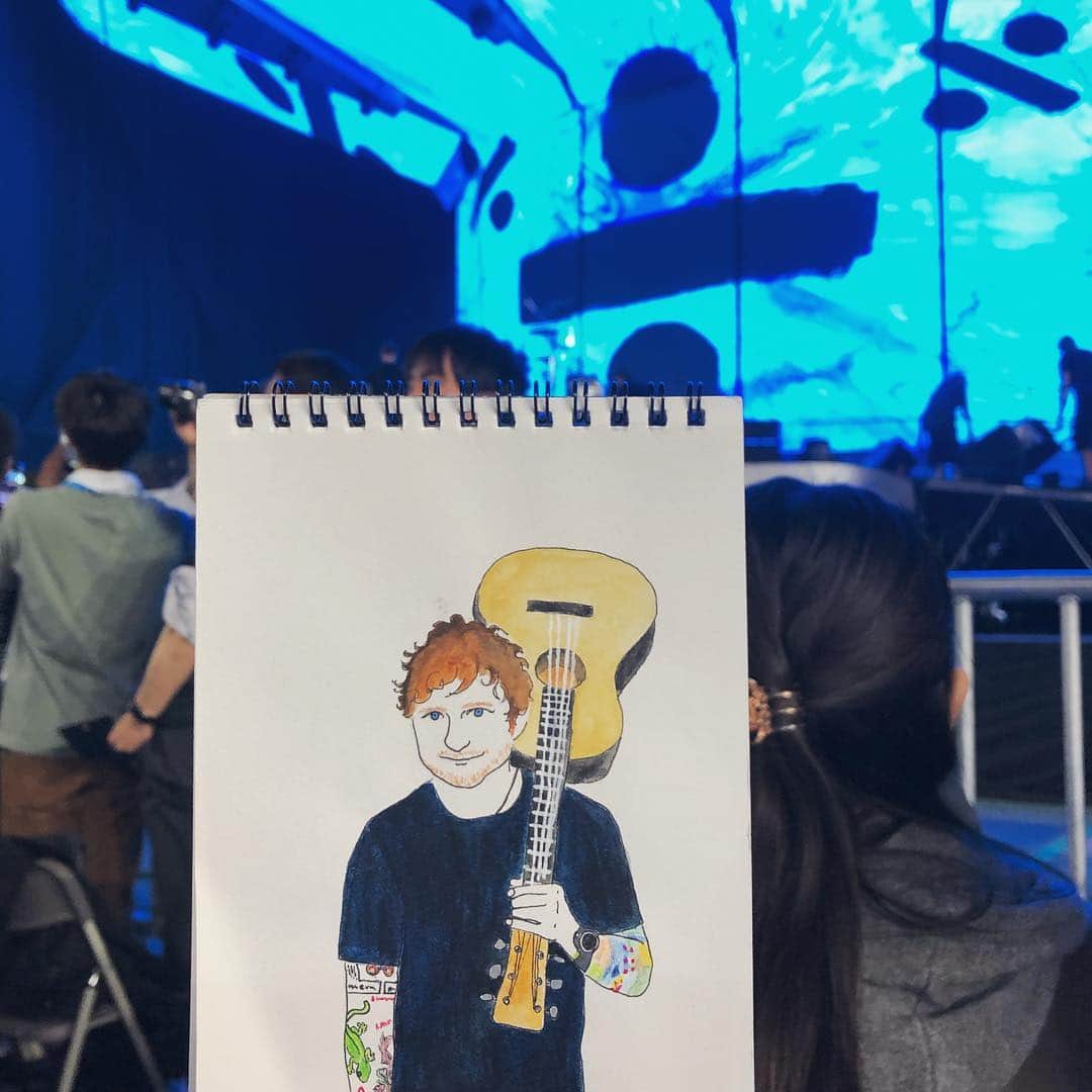 Apricots Artのインスタグラム：「➗ “You look perfect tonight.„ @teddysphotos ❤️ #edsheeran#divide#tokyo#dividetour」