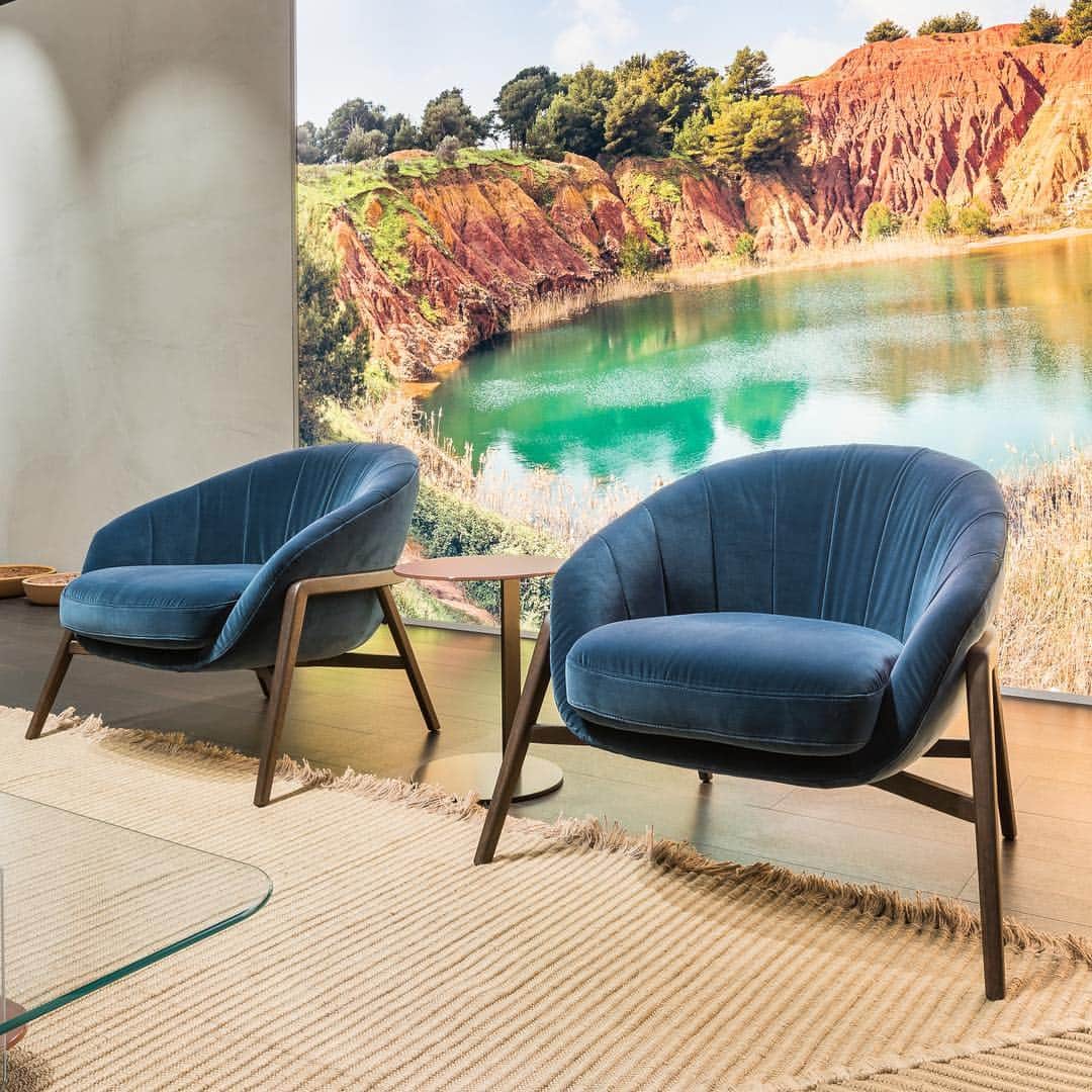 Natuzzi Officialさんのインスタグラム写真 - (Natuzzi OfficialInstagram)「From the red tall Otranto quarry walls, our Cava collection by Mauro Lipparini combines soft and elegant lines in an imitation of the natural ecosystem from where it takes inspiration. #SaloneDelMobile2019 #MDW #mdw19 #NatuzziMadreTerra #Natuzzi60 #sustainabledesign」4月9日 22時18分 - natuzzi