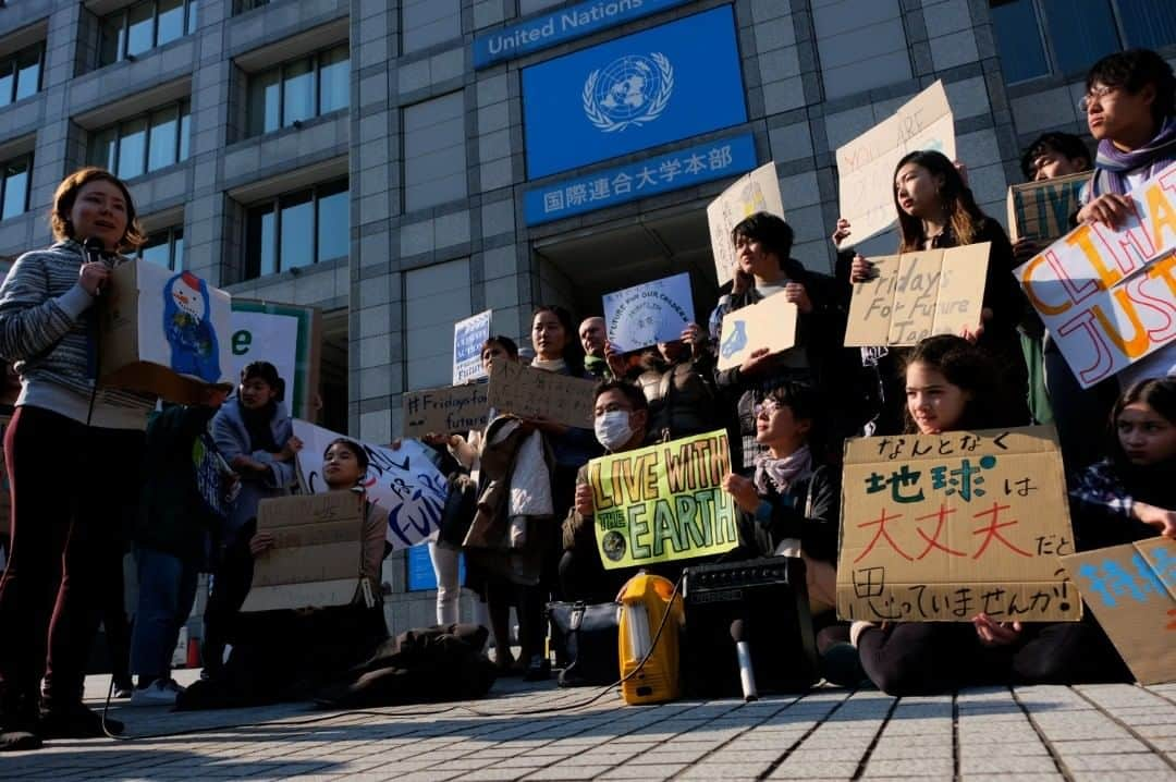 志葉玲さんのインスタグラム写真 - (志葉玲Instagram)「#アース デーも近いし、#fridaysforfuture の記事もそろそろ書かないとな。 大人達は子ども達のことを本当に大事に思うなら、#地球温暖化 対策にしっかり取り組むべきだろうね。」4月9日 22時47分 - rei.shiva