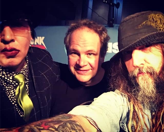ロブ・ゾンビのインスタグラム：「A quick pic with @marilynmanson and @eddietrunk after our chat fest last night at the Rainbow on sunset. #robzombie #marilynmanson #twinsofeviltour2019 #eddietrunk」