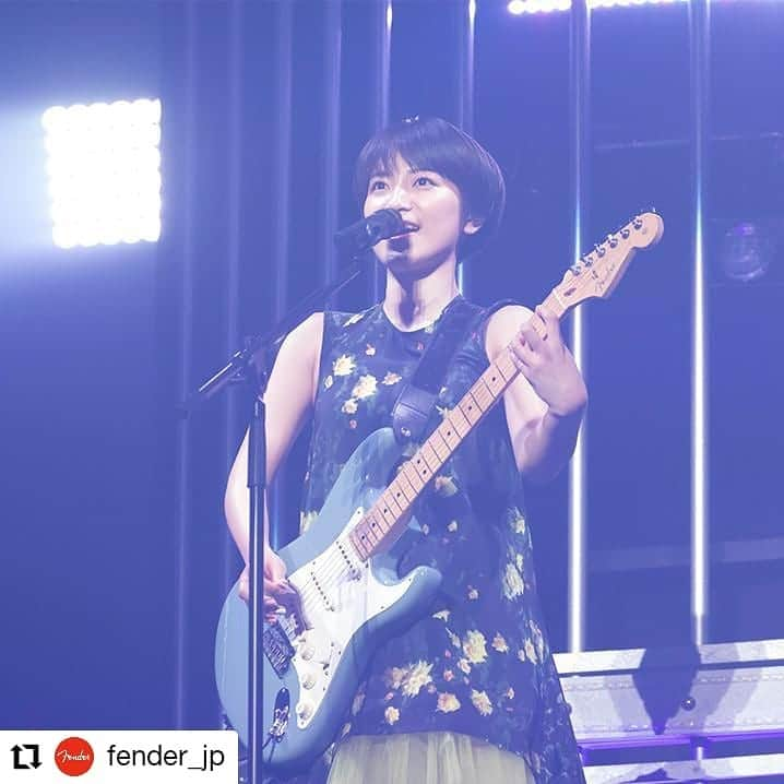 miwaさんのインスタグラム写真 - (miwaInstagram)「#Repost @fender_jp • • • • • • #Repost @fender_jp • • • • • • #FenderNews : 昨年7月にリリースしたベストアルバム「miwa THE BEST」を引っさげて行った全国ツアー「miwa concert tour 2018-2019 “miwa THE BEST”」その中から、日本武道館にて開催された最終公演の模様をレポート。ライブレポートはプロフィールのリンクから。 . . . #miwa @miwa_official_38 #AmericanProfessional」4月9日 23時58分 - miwa_official_38