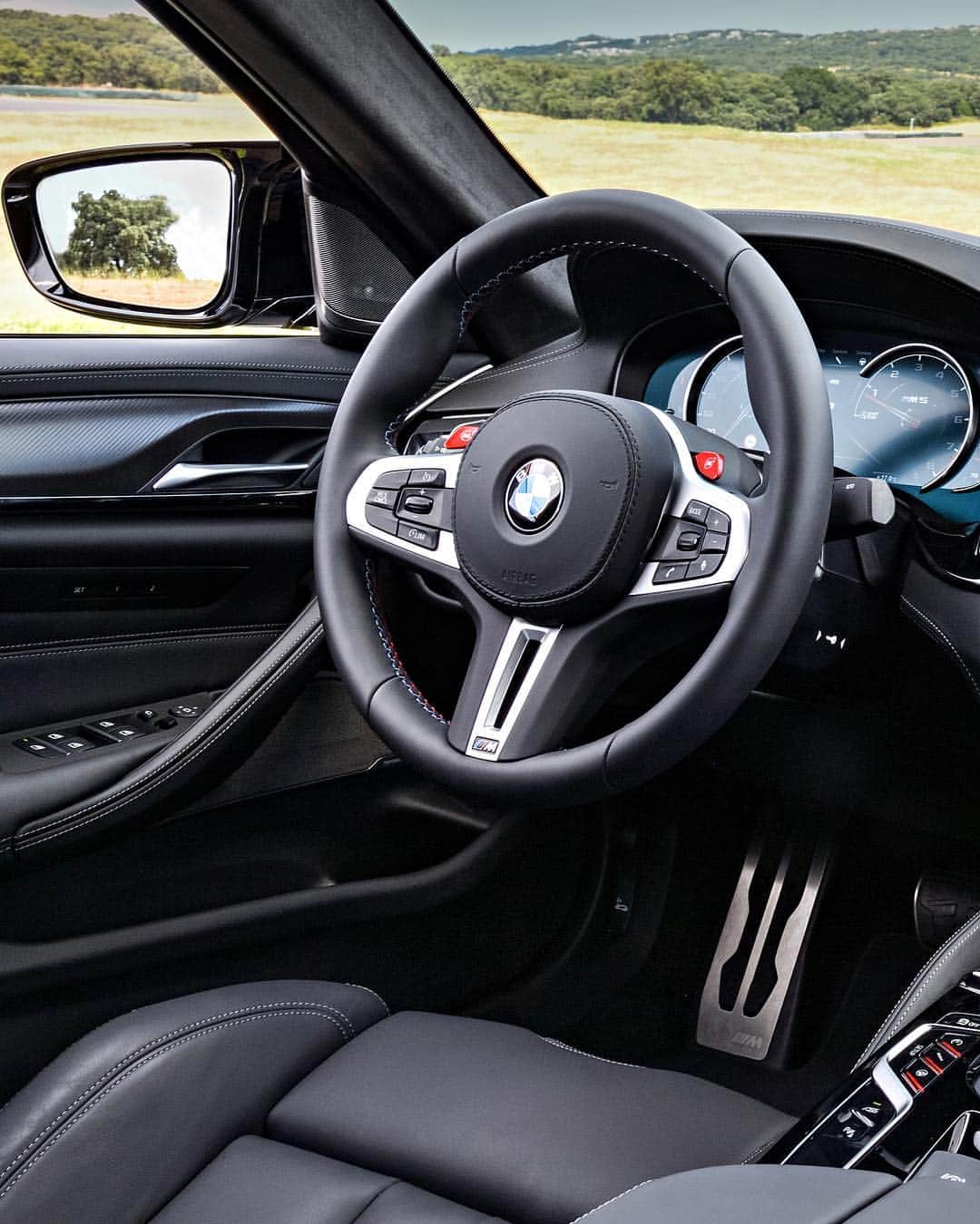 BMWのインスタグラム：「Experience driving like never before.  The BMW M5 Competition. #BMW #M5 #BMWM __ BMW M5 Competition: Fuel consumption in l/100 km (combined): 10.8 - 10.7. CO2 emissions in g/km (combined): 246 - 243. The values of fuel consumptions, CO2 emissions and energy consumptions shown were determined according to the European Regulation (EC) 715/2007 in the version applicable at the time of type approval. The figures refer to a vehicle with basic configuration in Germany and the range shown considers optional equipment and the different size of wheels and tires available on the selected model. The values of the vehicles are already based on the new WLTP regulation and are translated back into NEDC-equivalent values in order to ensure the comparison between the vehicles. [With respect to these vehicles, for vehicle related taxes or other duties based (at least inter alia) on CO2-emissions the CO2 values may differ to the values stated here.] The values of the vehicles are preliminary. The CO2 efficiency specifications are determined according to Directive 1999/94/EC and the European Regulation in its current version applicable. The values shown are based on the fuel consumption, CO2 values and energy consumptions according to the NEDC cycle for the classification. For further information about the official fuel consumption and the specific CO2 emission of new passenger cars can be taken out of the „handbook of fuel consumption, the CO2 emission and power consumption of new passenger cars“, which is available at all selling points and at https://www.dat.de/angebote/verlagsprodukte/leitfaden-kraftstoffverbrauch.html.」