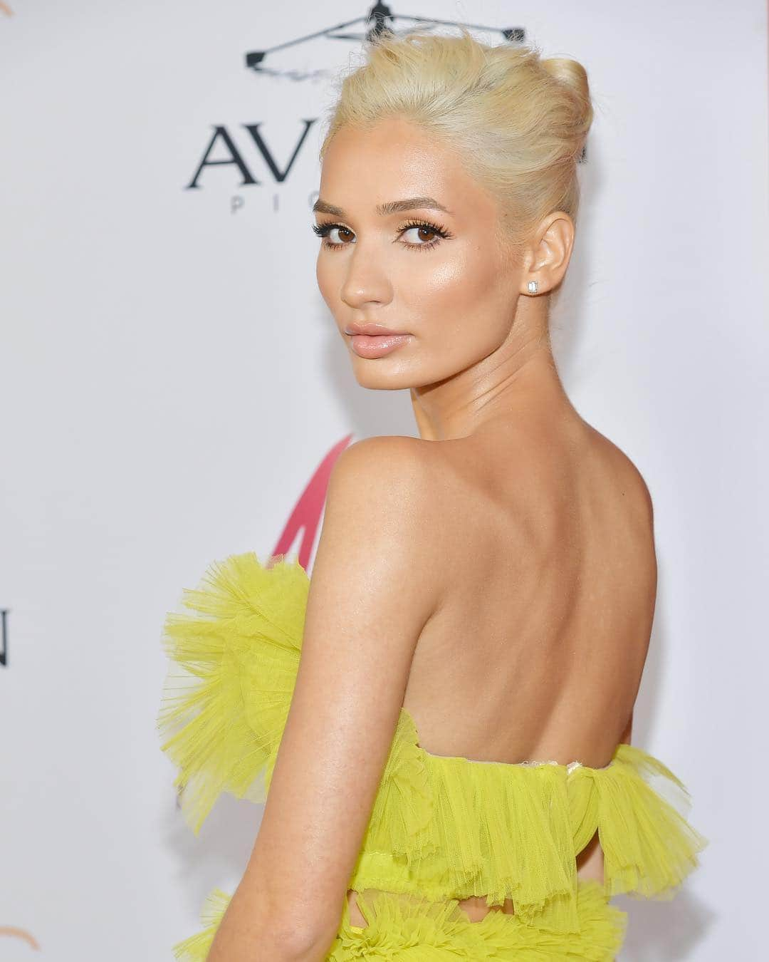 Galia Lahavさんのインスタグラム写真 - (Galia LahavInstagram)「#GLRedCarpet Alert🚨| The stunning @princesspiamia attends the #AfterMovie Premiere wearing #GaliaLahav Luxury Apparel. Styled by @shalevlavan #GLFashion」4月10日 0時20分 - galialahav