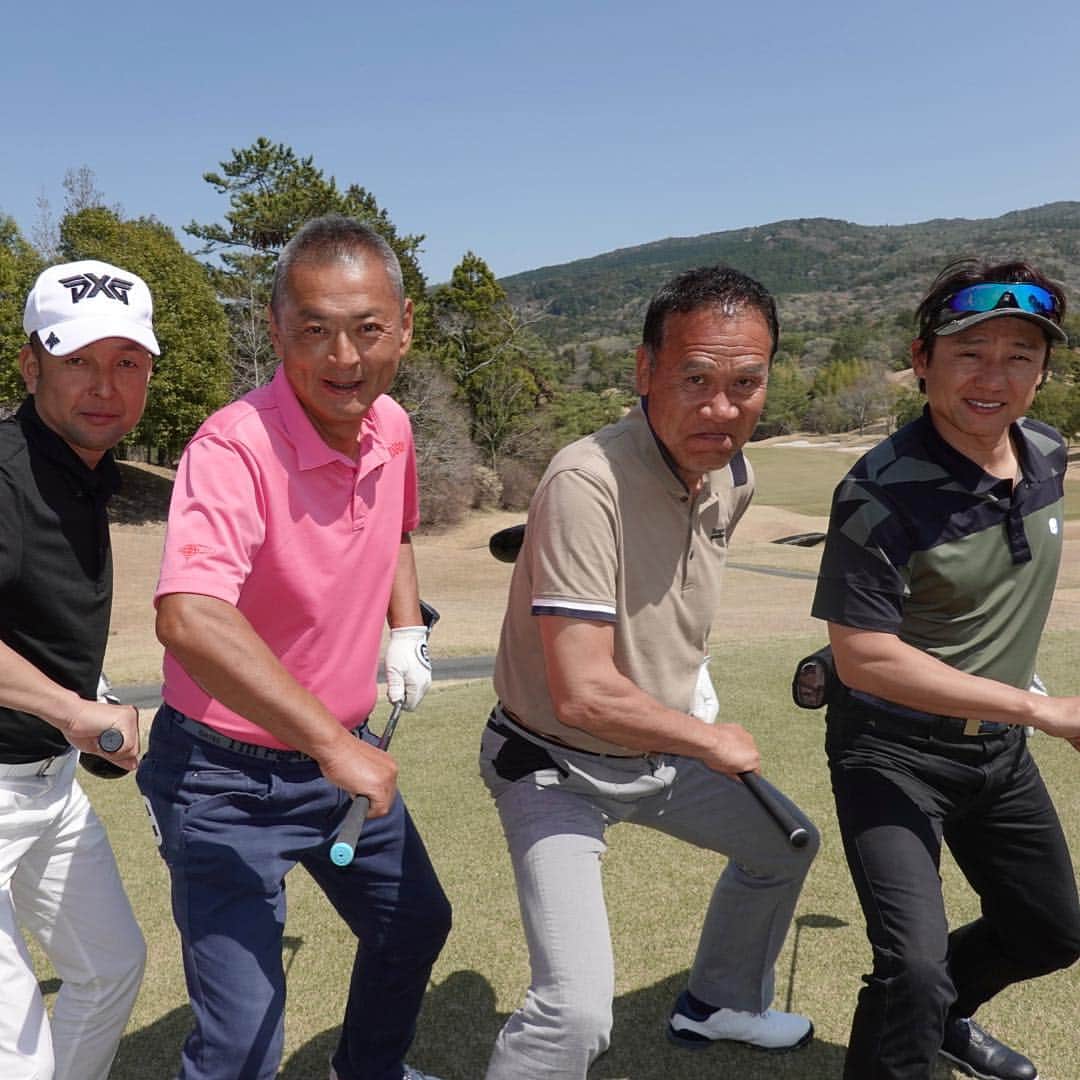 池谷幸雄さんのインスタグラム写真 - (池谷幸雄Instagram)「浜松で、シニアプロの方々が22人参加されて、1組1名のシニアプロと回れるコンペに参加しました！ 日体大の先輩、青山薫プロと回らして頂きました！ 半袖でプレイができ最高のゴルフ日和で、とても楽しくプレイできました！  日本プロゴルフ協会会長の倉本さんとも、初めてお会いできお話しさせて頂きました！ 感動でした！  #ゴルフ#ゴルフコンペ#浜松#シニアプロ#青山薫プロ#日体大#先輩#日本プロゴルフ協会#倉本会長#ゴルフ日和#池谷幸雄」4月10日 0時41分 - yukio_iketani
