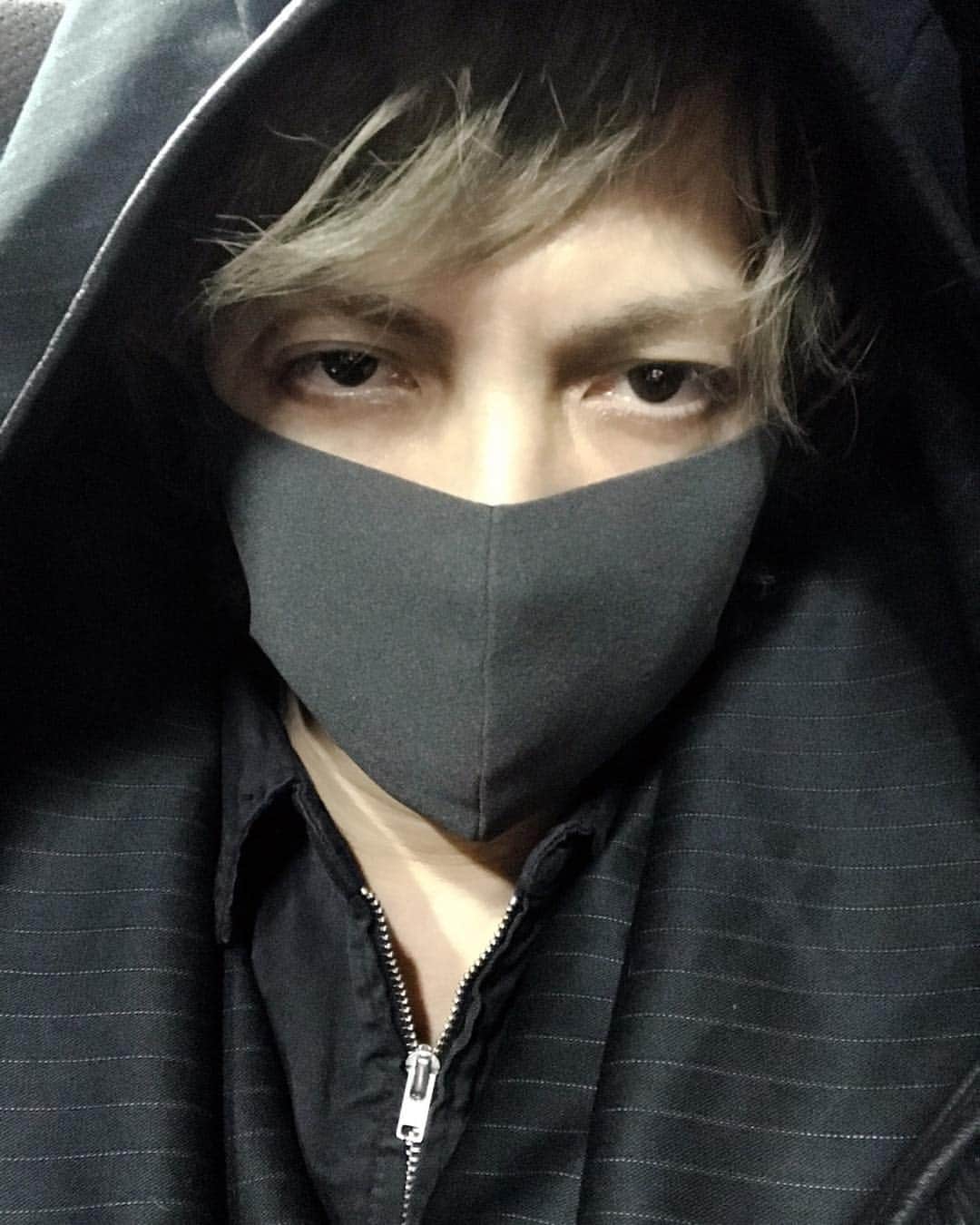 Hydeさんのインスタグラム写真 - (HydeInstagram)「I had a photo shoot today」4月10日 0時45分 - hydeofficial